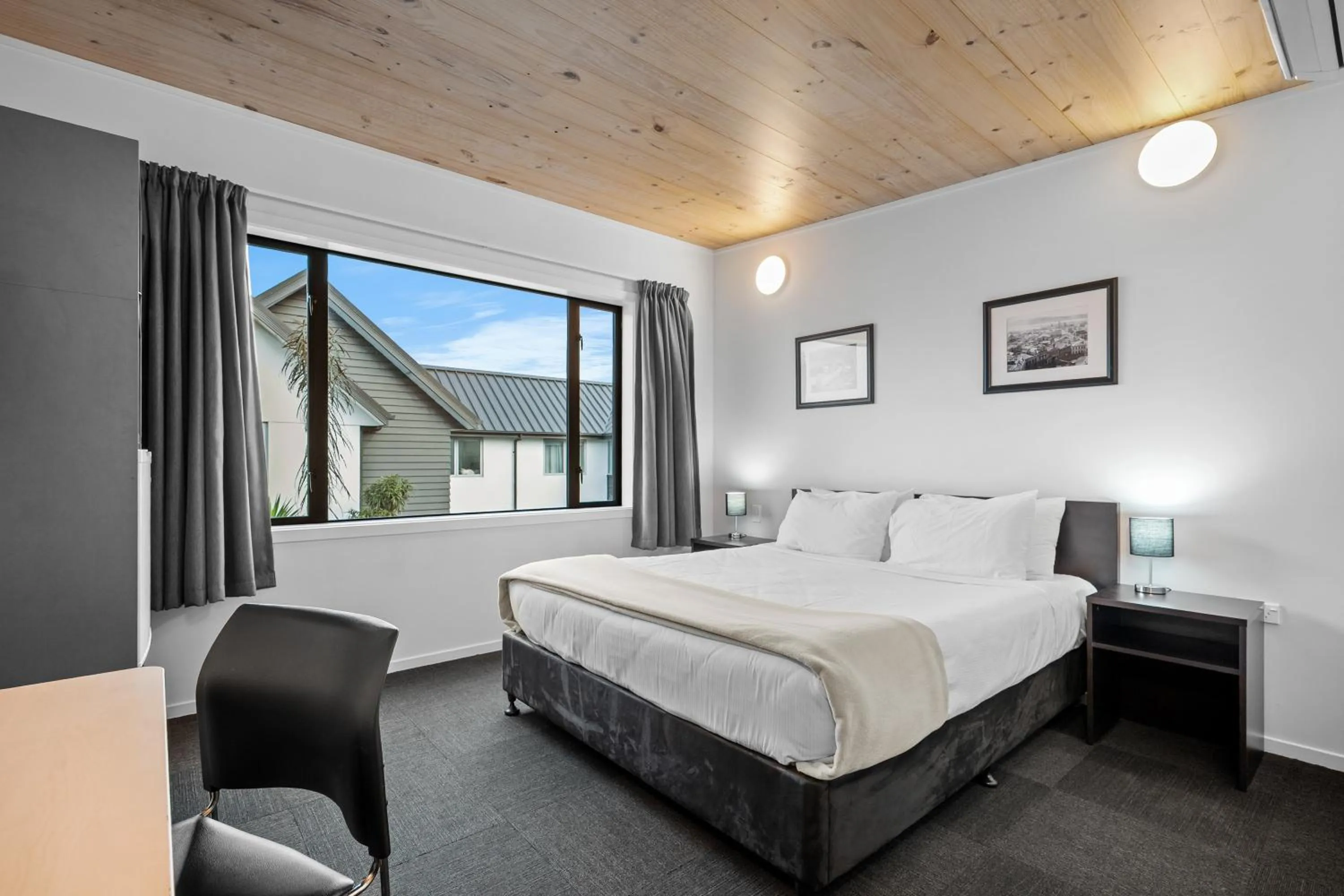 Bed in The Bealey Quarter