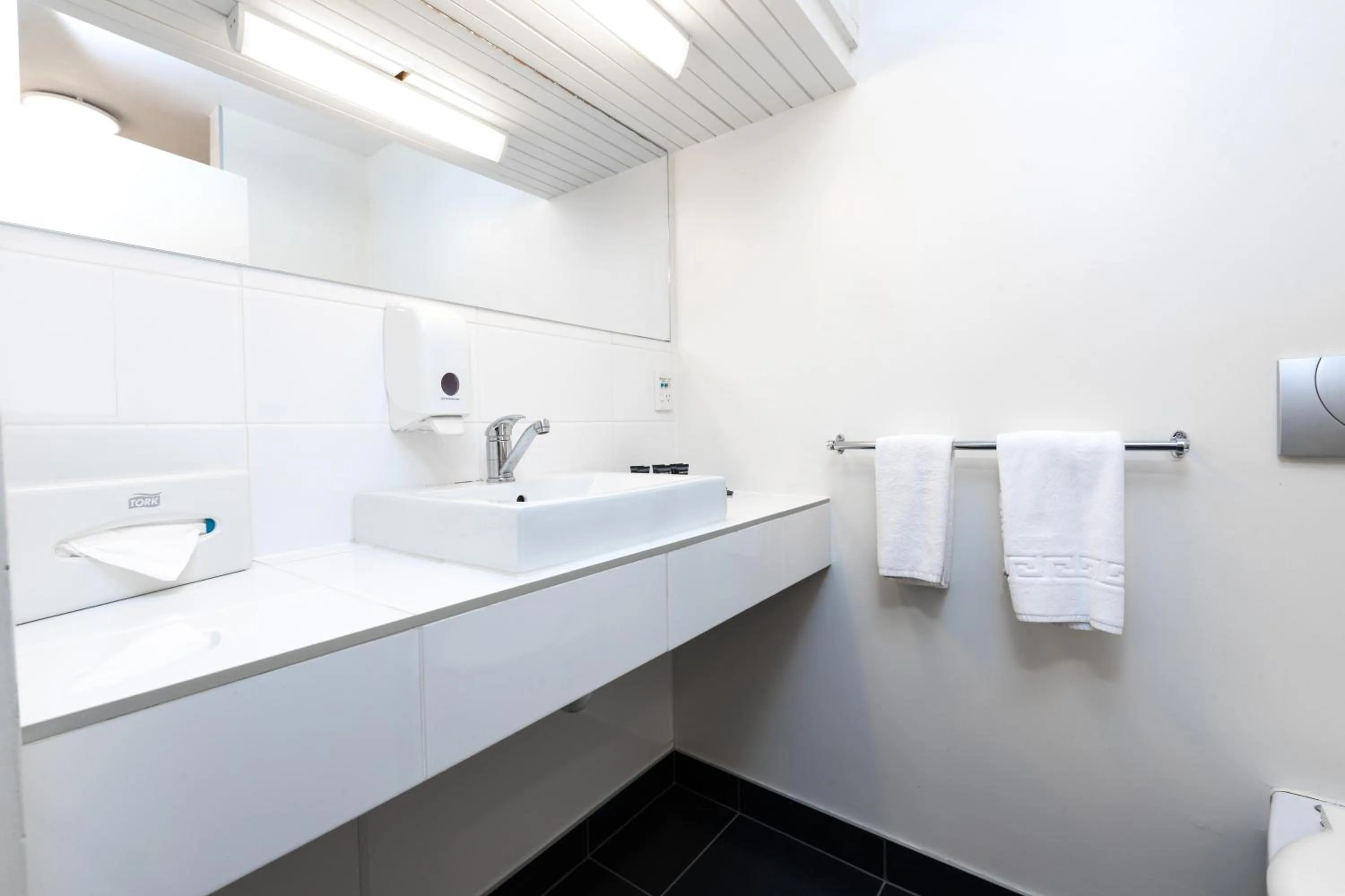 Bathroom in The Bealey Quarter