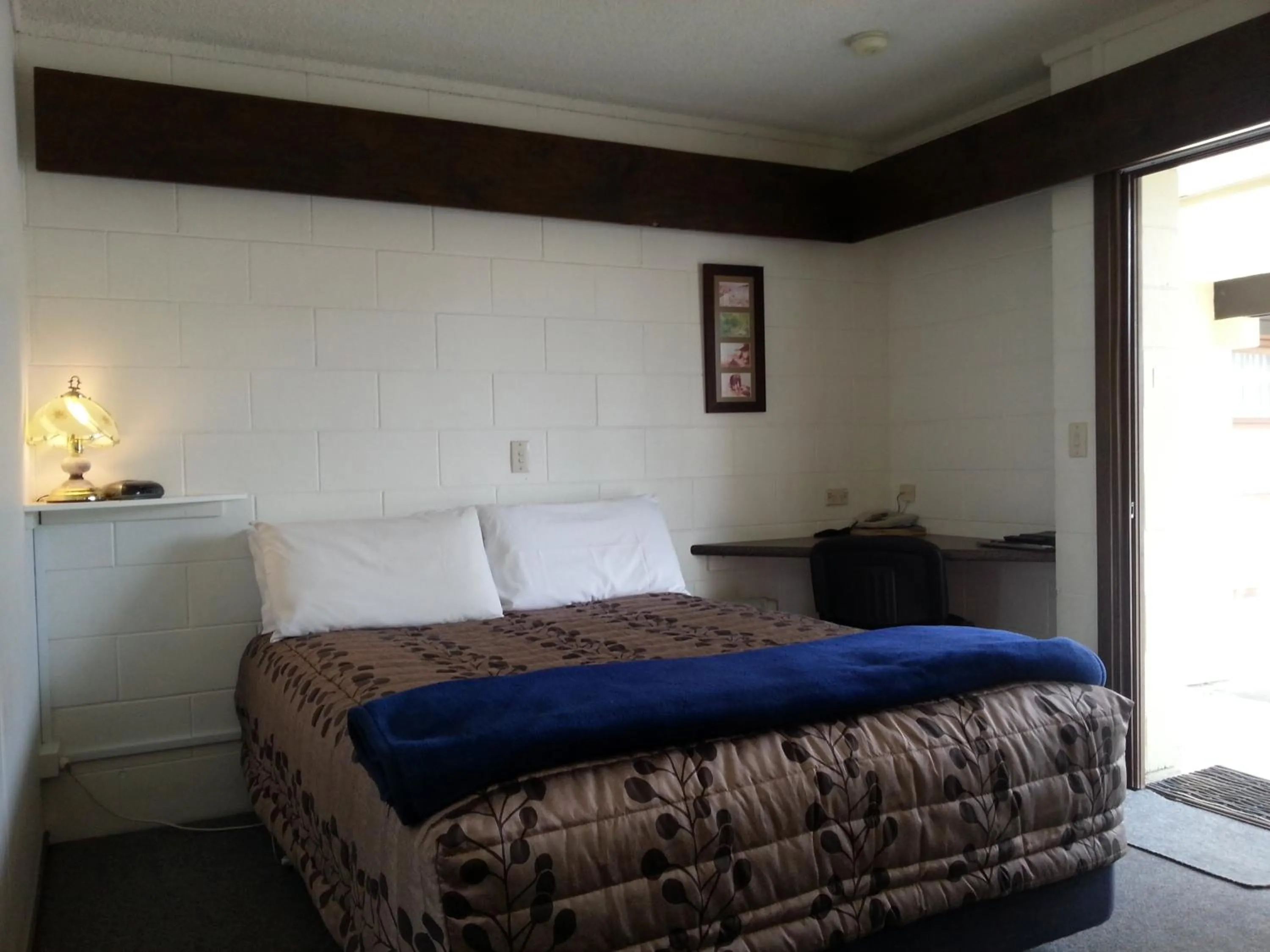 Bedroom, Bed in Orana Motor Inn & Restaurant