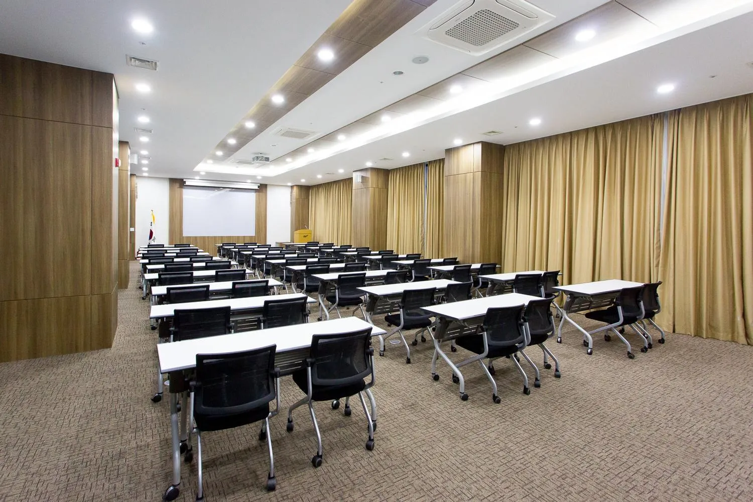 Meeting/conference room in Hotel Logenir