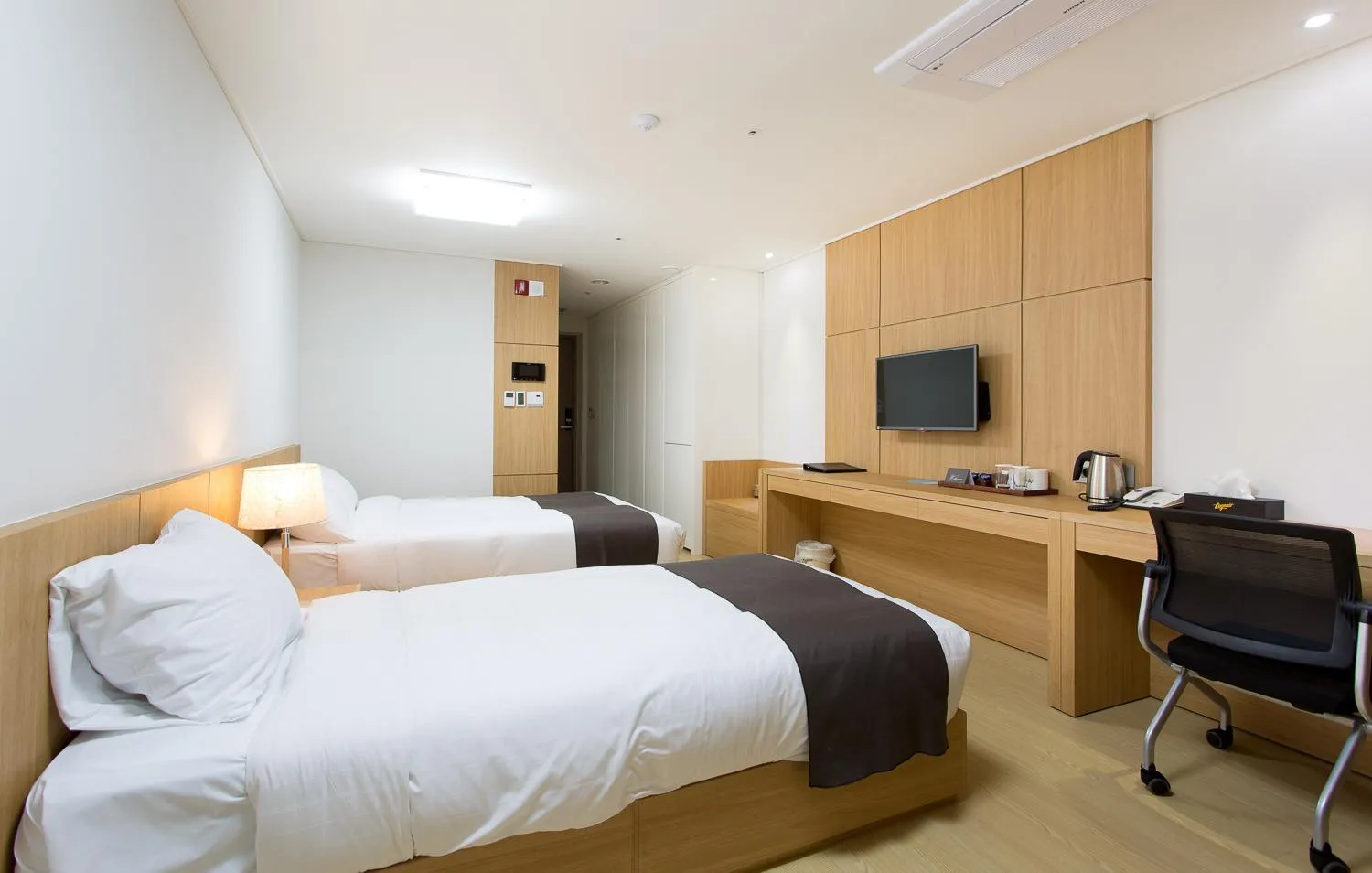 Photo of the whole room, Bed in Hotel Logenir