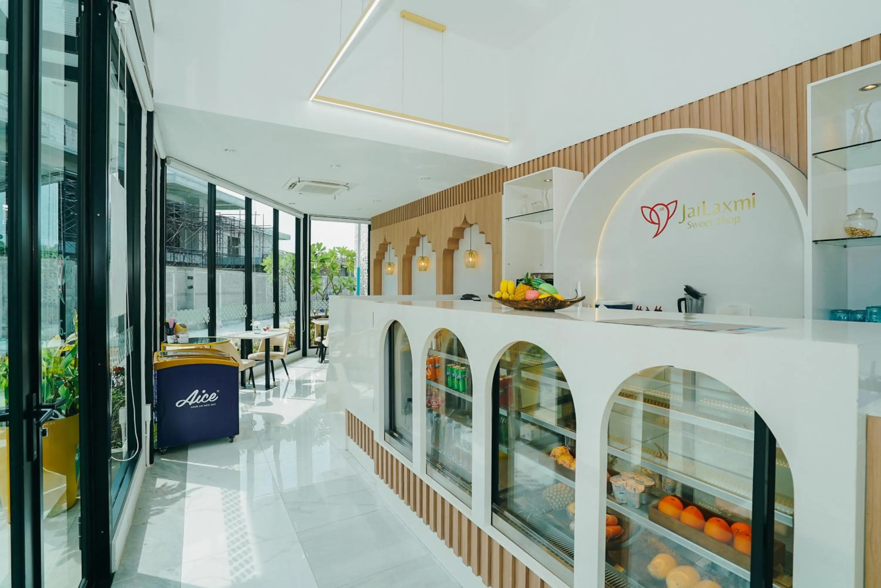 Food and drinks in Rawayana West Villas & Kids Park