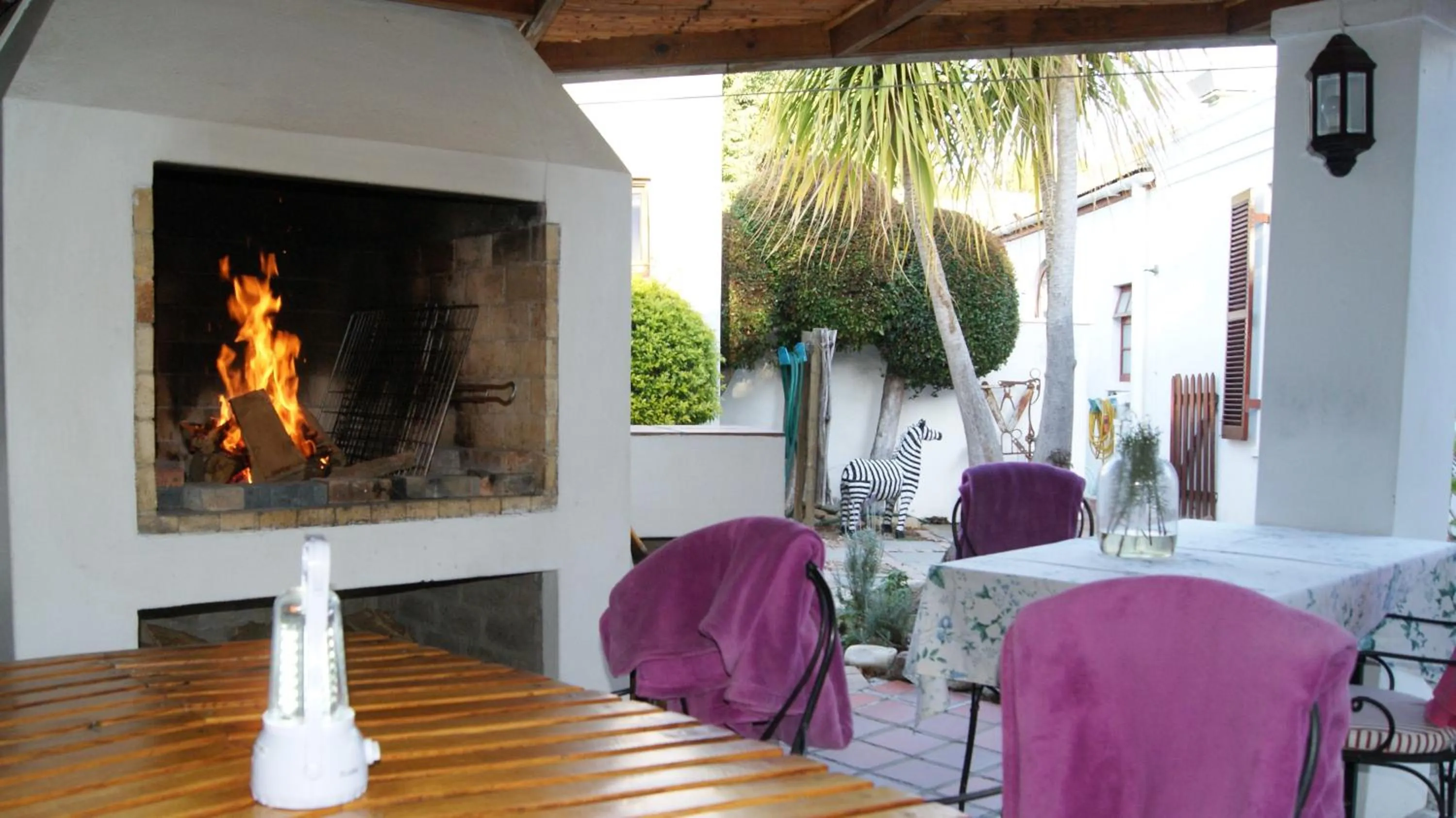 BBQ facilities in GuBas De Hoek meet eat sleep