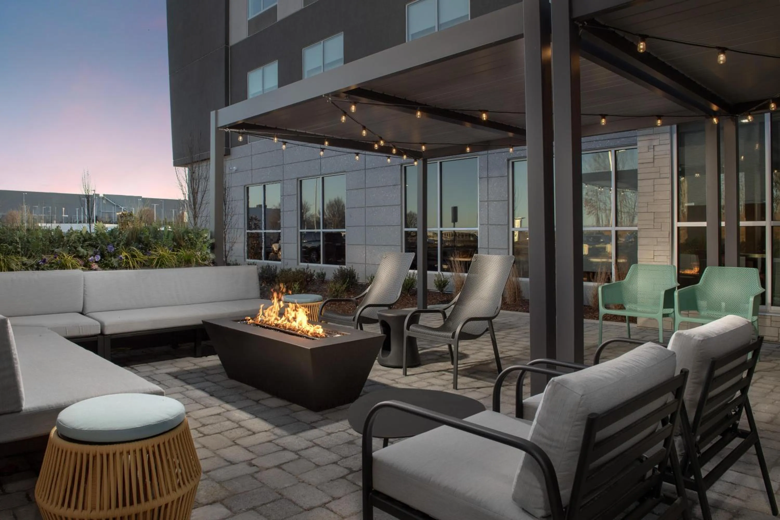 Patio in Tru By Hilton Concord Charlotte