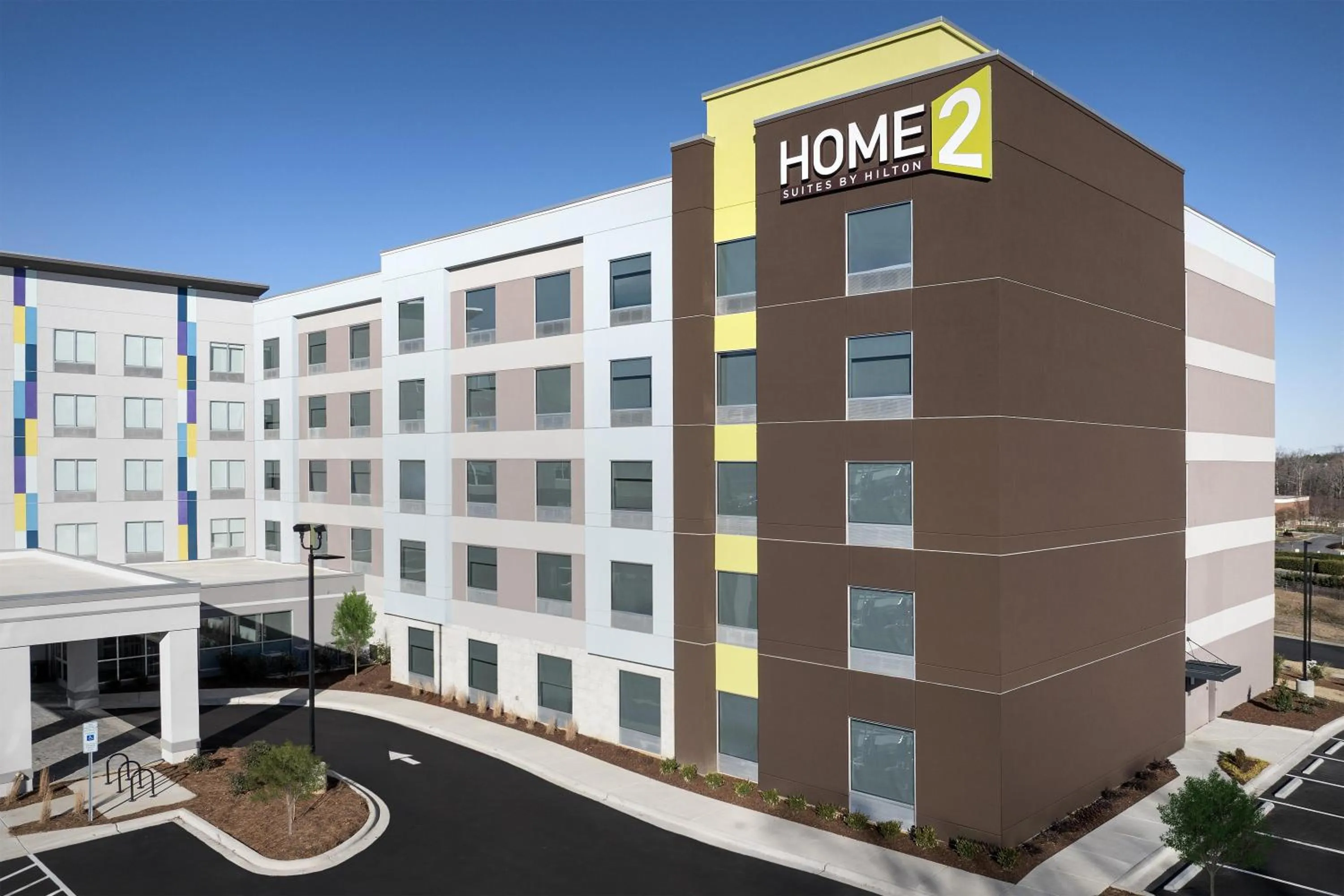 Property building in Home2 Suites By Hilton Concord Charlotte