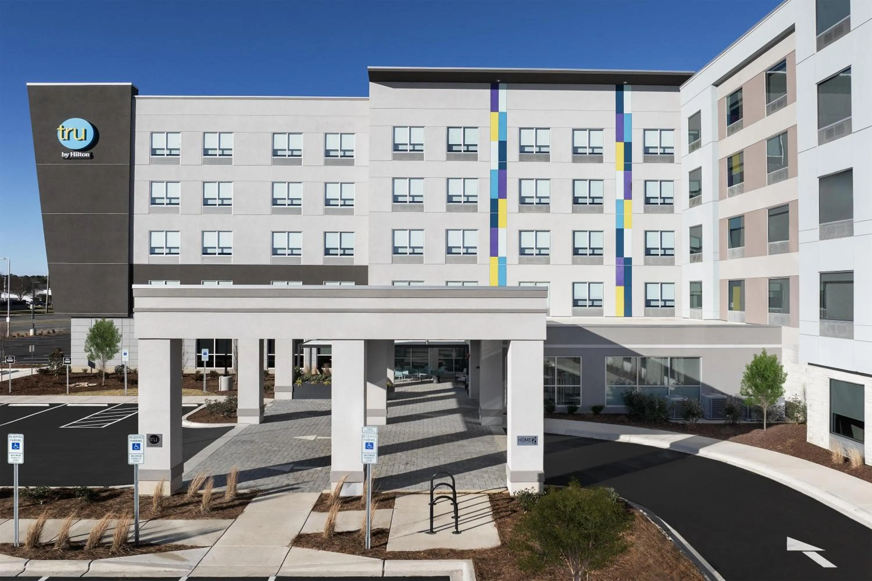 Property building in Home2 Suites By Hilton Concord Charlotte