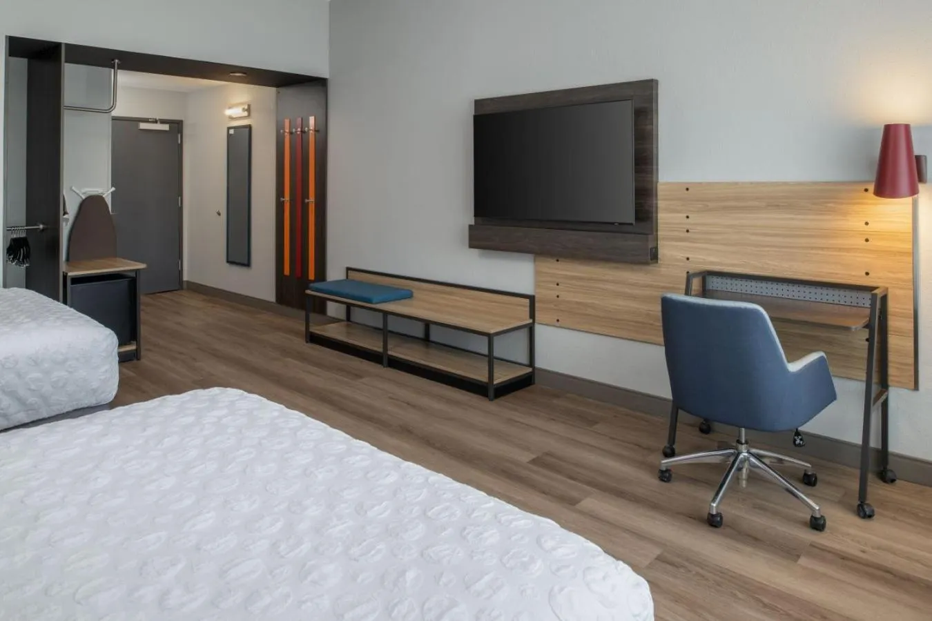 Bedroom, Bed in Tru By Hilton Columbia South