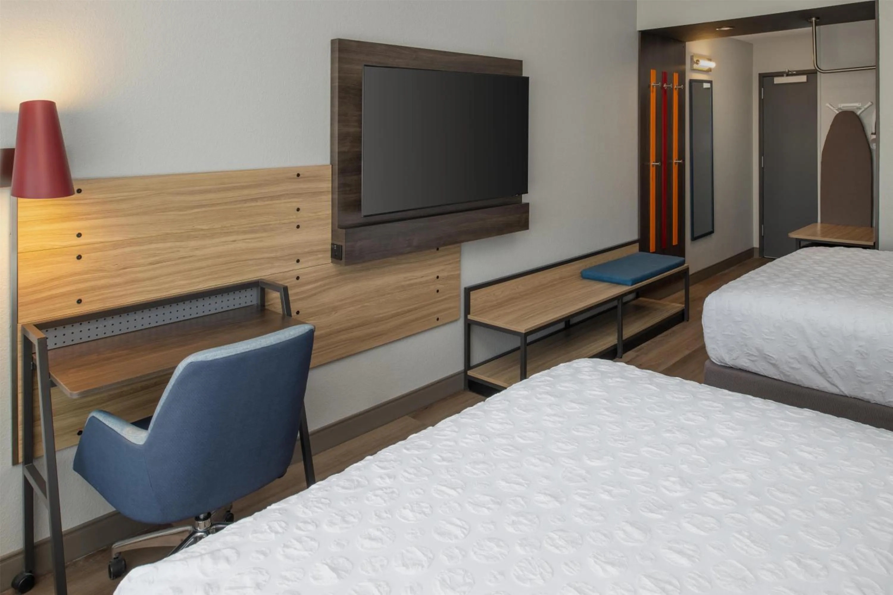 Bedroom, Bed in Tru By Hilton Columbia South