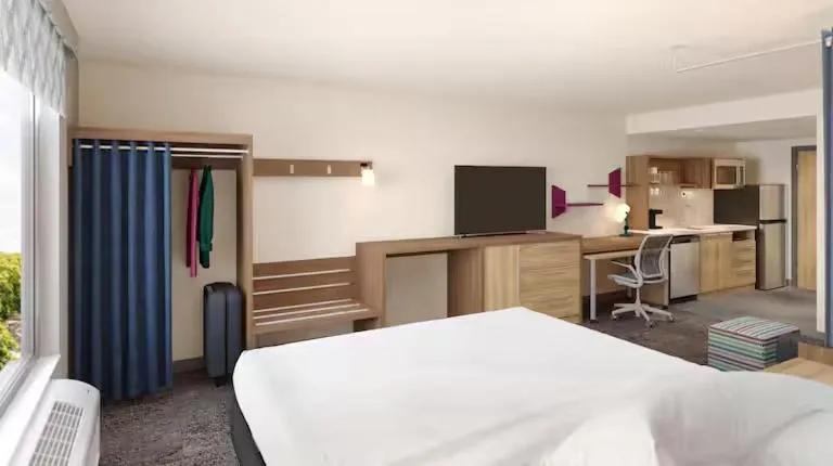 Bed in Home2 Suites By Hilton Carson City