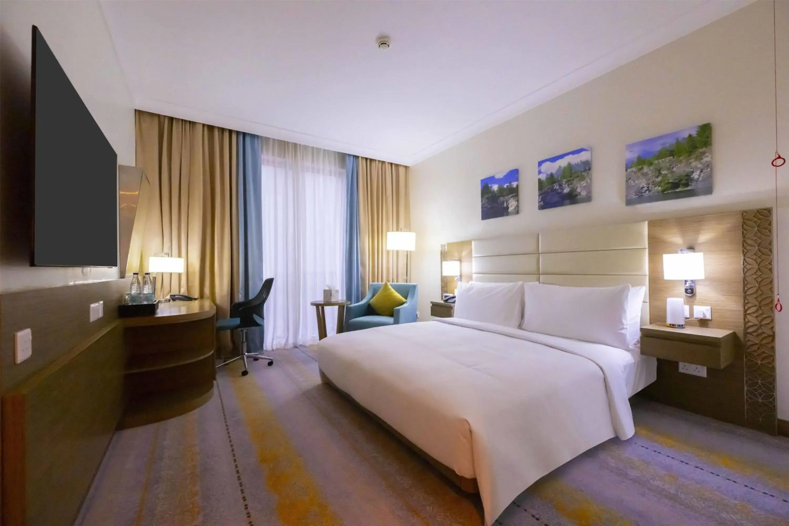 King Room - Mobility Accessible in Hilton Garden Inn Al Khobar King Fahd Causeway King Room - Mobility Accessible in Hilton Garden Inn Al Khobar King Fahd Causeway