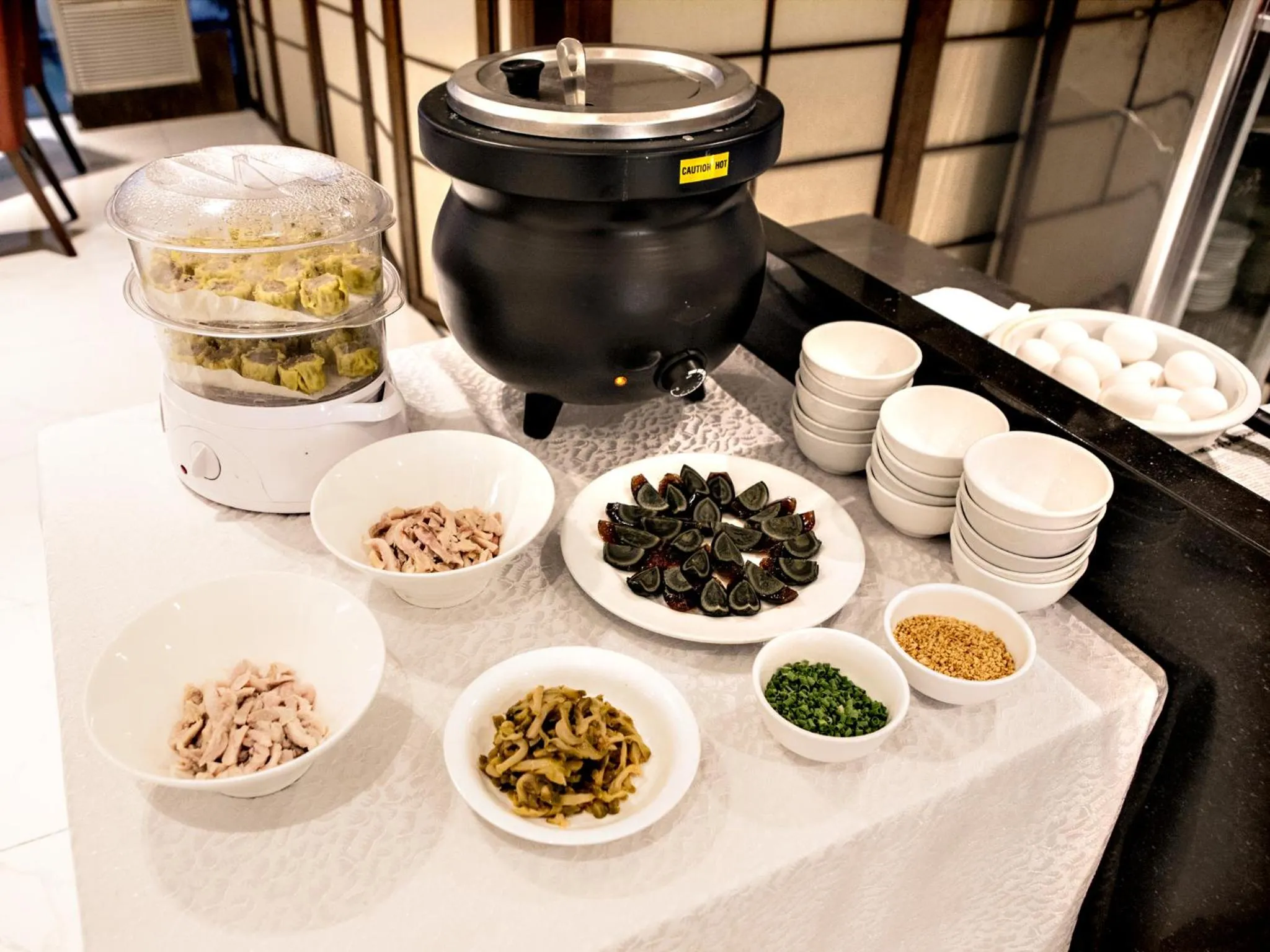 Breakfast in Jinjiang Inn - Makati