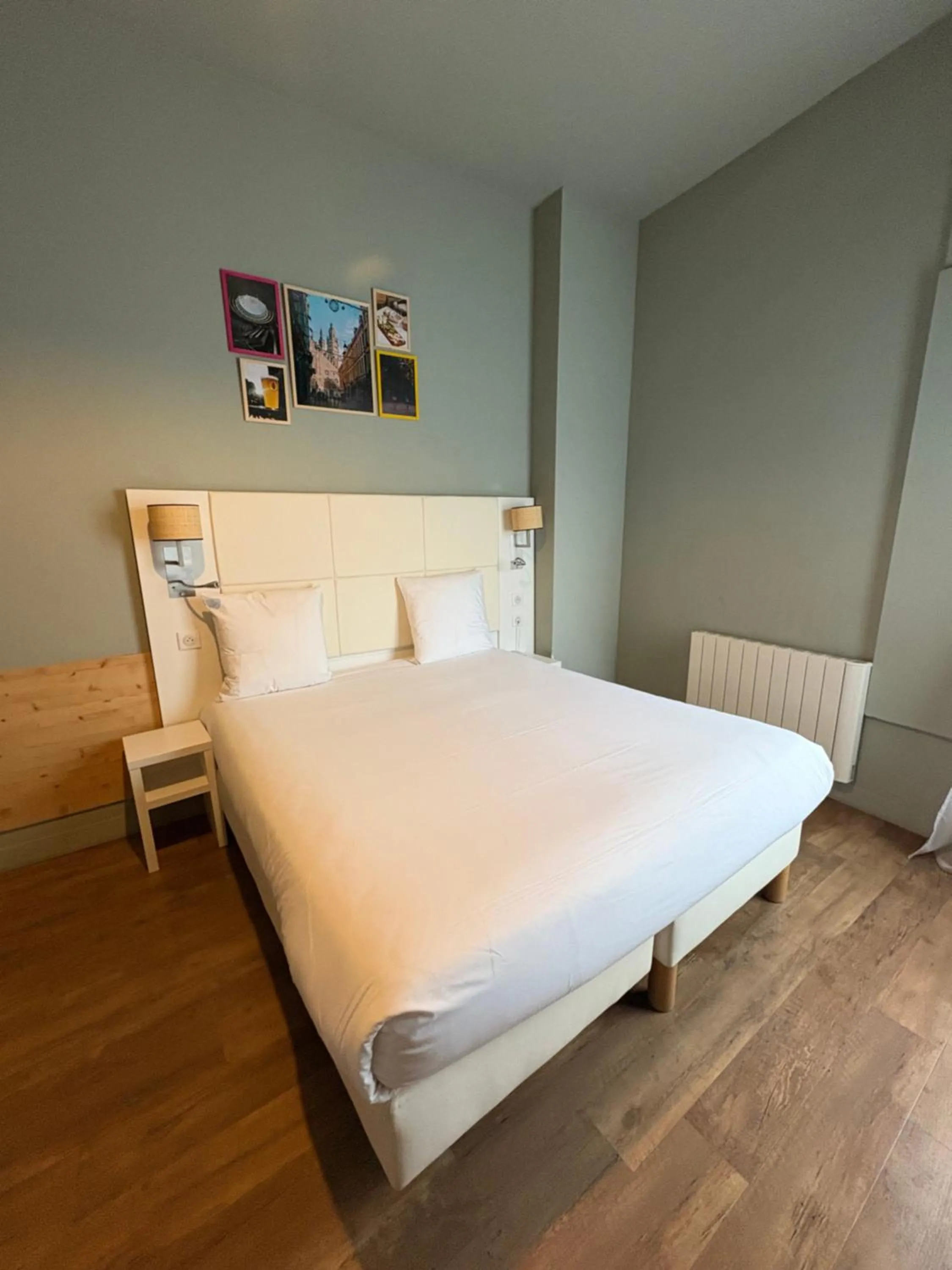 Bedroom, Bed in greet hotel Lille Gare Flandres - Groupe Accor
