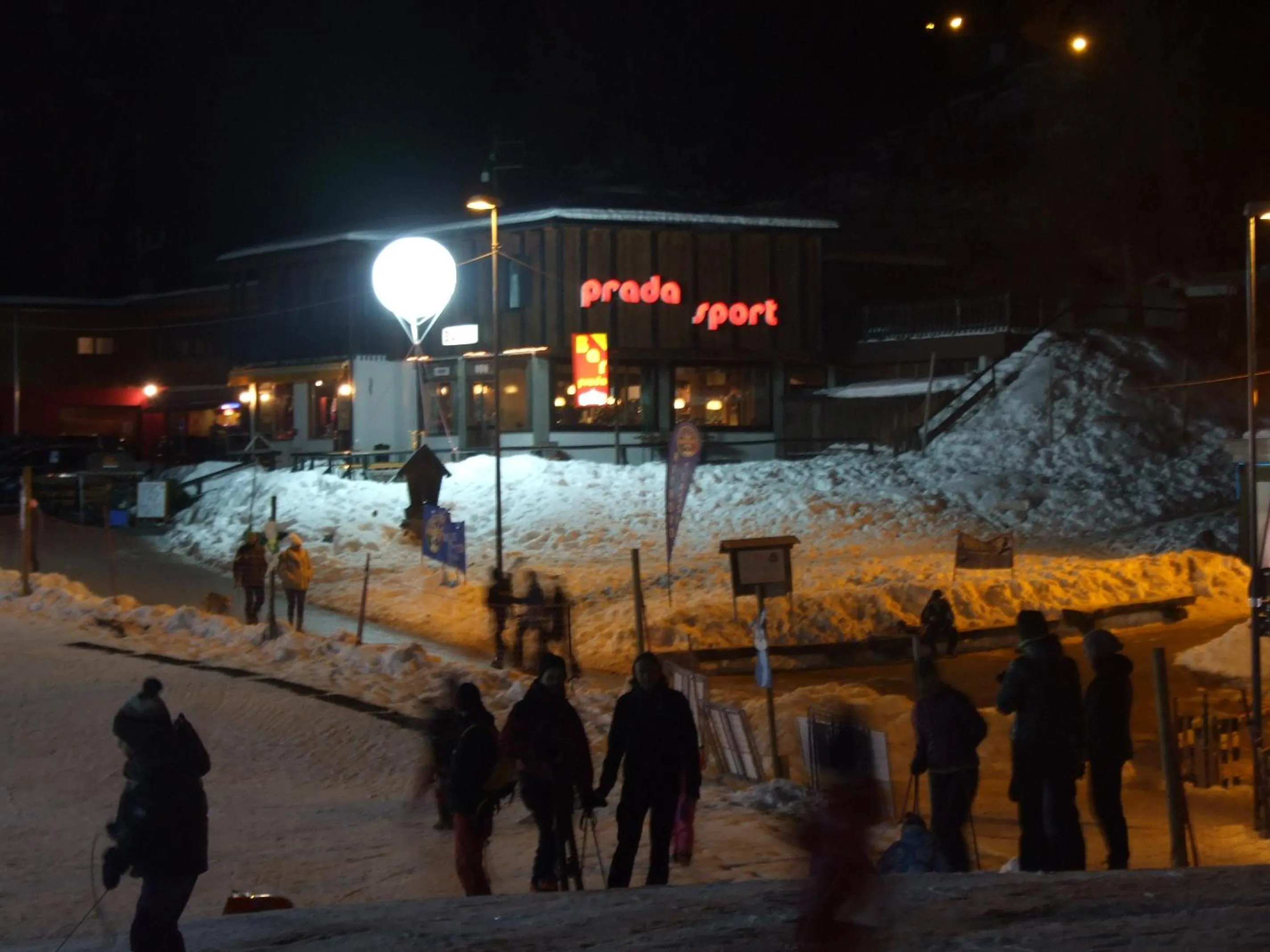 Property building in Residence Prada