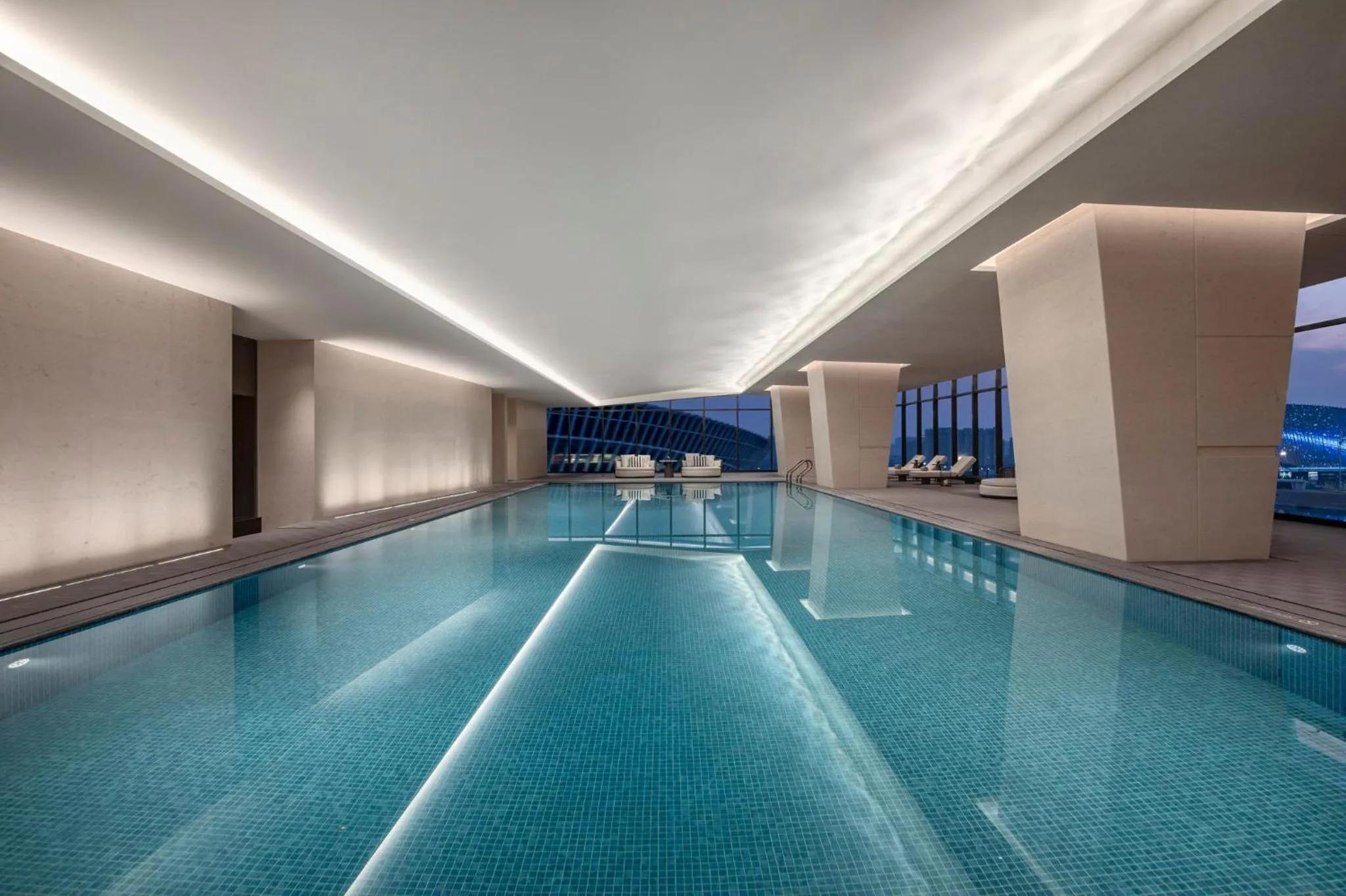 Swimming pool in Crowne Plaza Linyi Olympic Sports Centre by IHG
