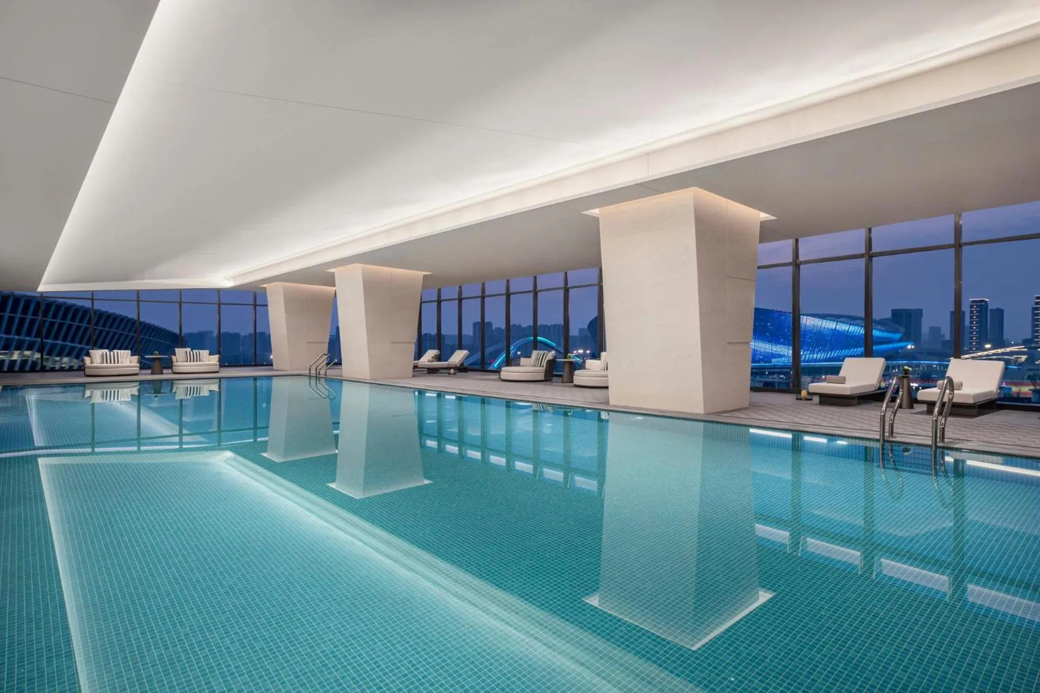 Swimming pool in Crowne Plaza Linyi Olympic Sports Centre by IHG