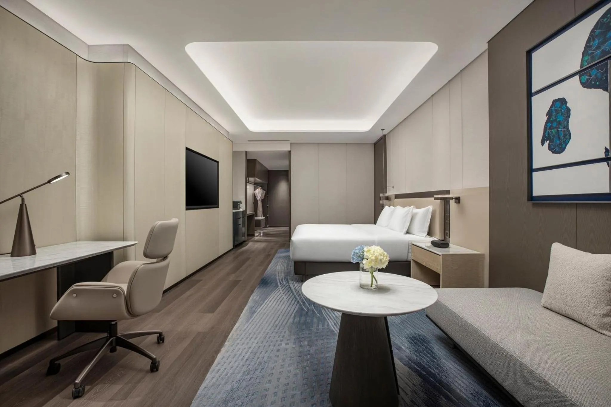 Photo of the whole room, Bed in Crowne Plaza Linyi Olympic Sports Centre by IHG