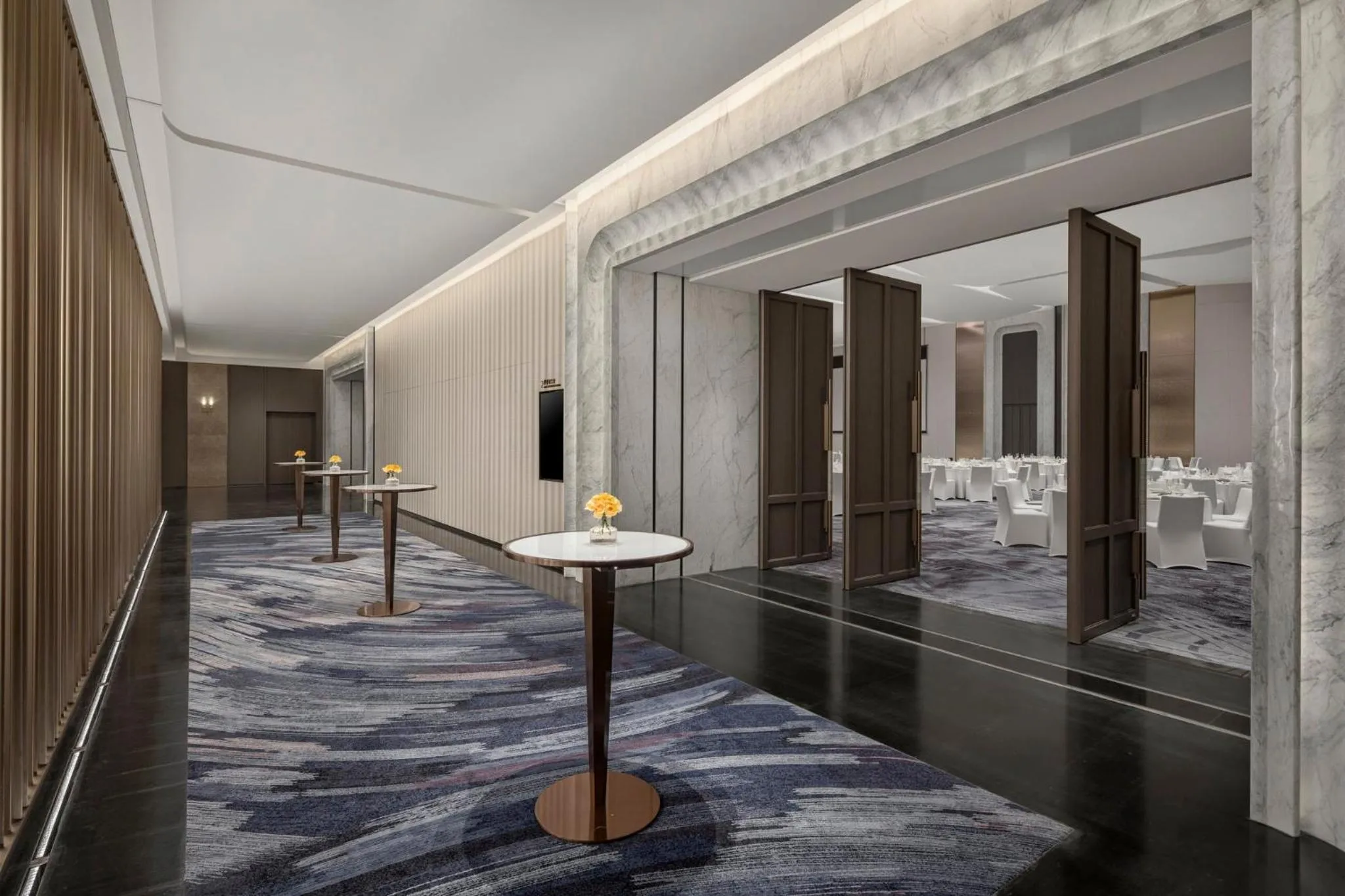 Meeting/conference room in Crowne Plaza Linyi Olympic Sports Centre by IHG