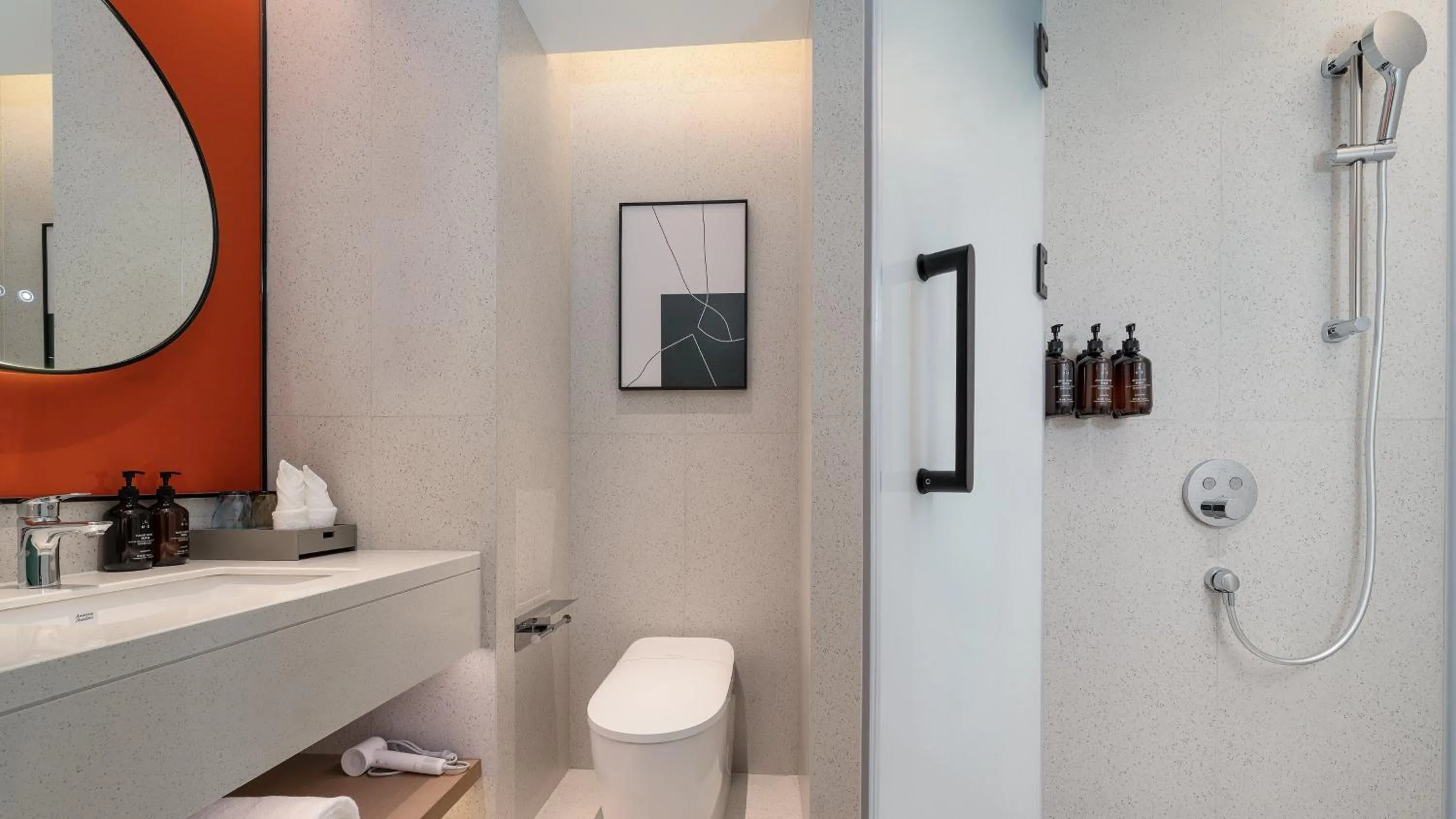 Photo of the whole room in EVEN Hotel Chengdu Phoenix Mountain by IHG