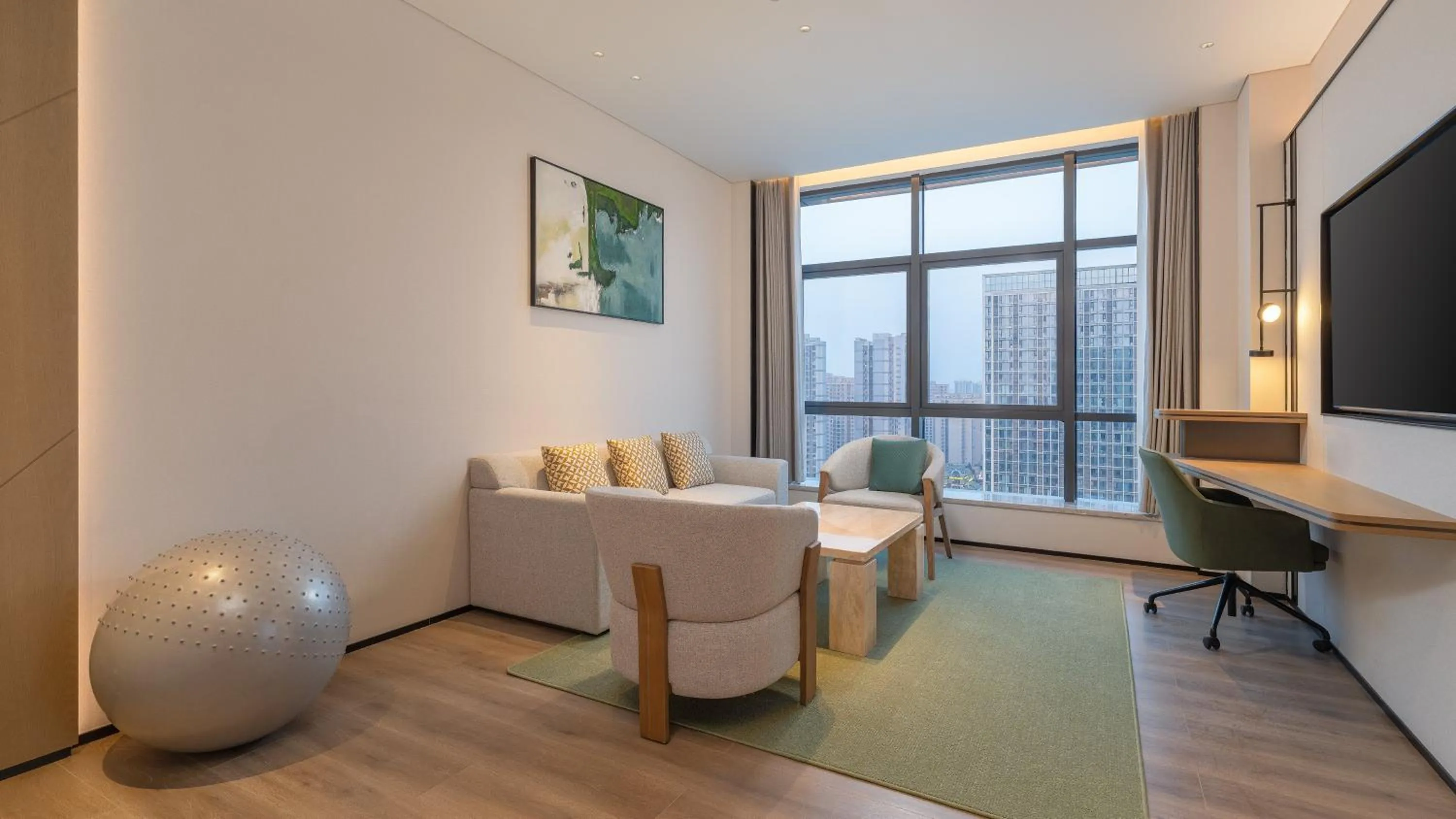 Photo of the whole room in EVEN Hotel Chengdu Phoenix Mountain by IHG