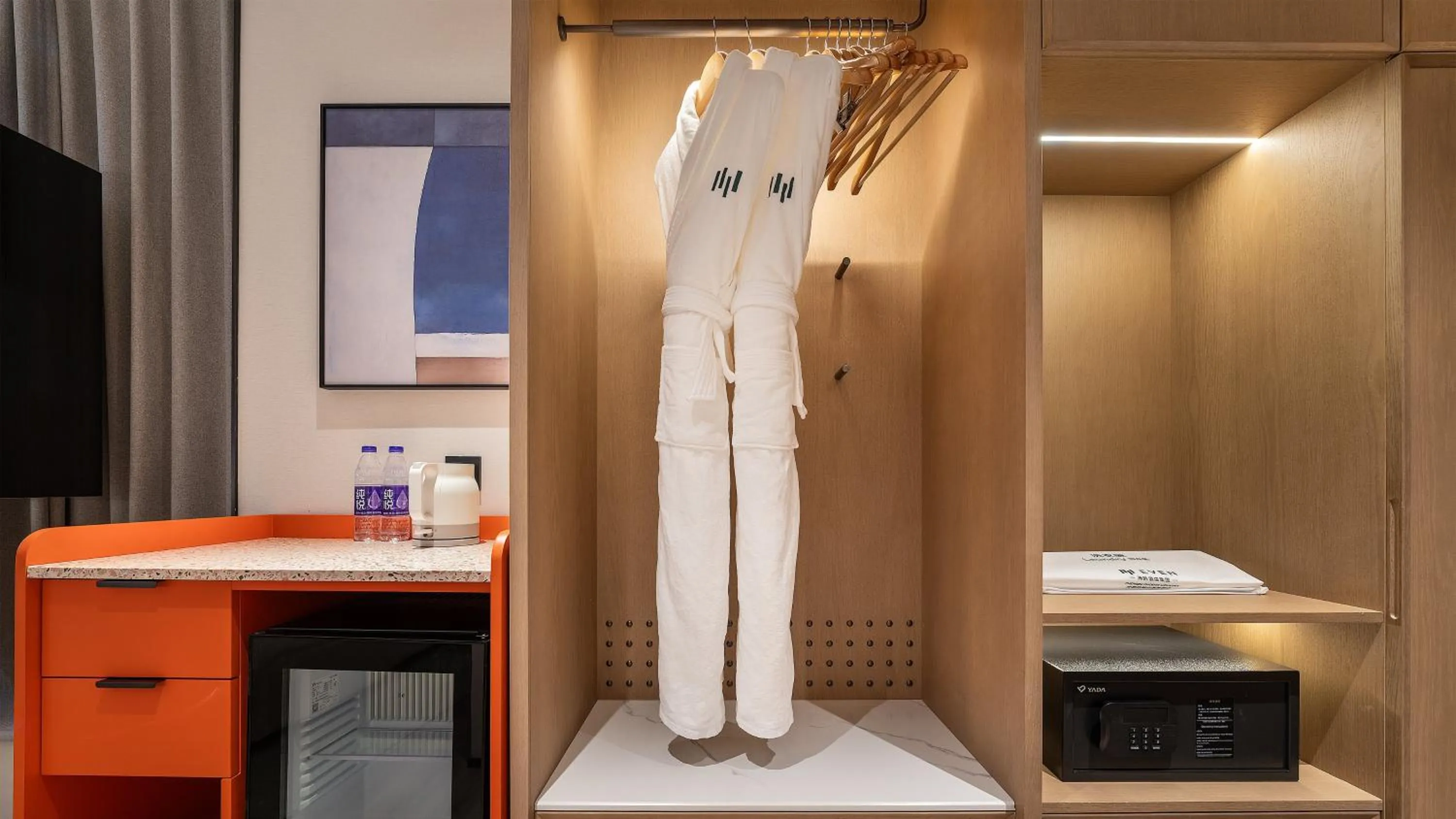 Photo of the whole room in EVEN Hotel Chengdu Phoenix Mountain by IHG