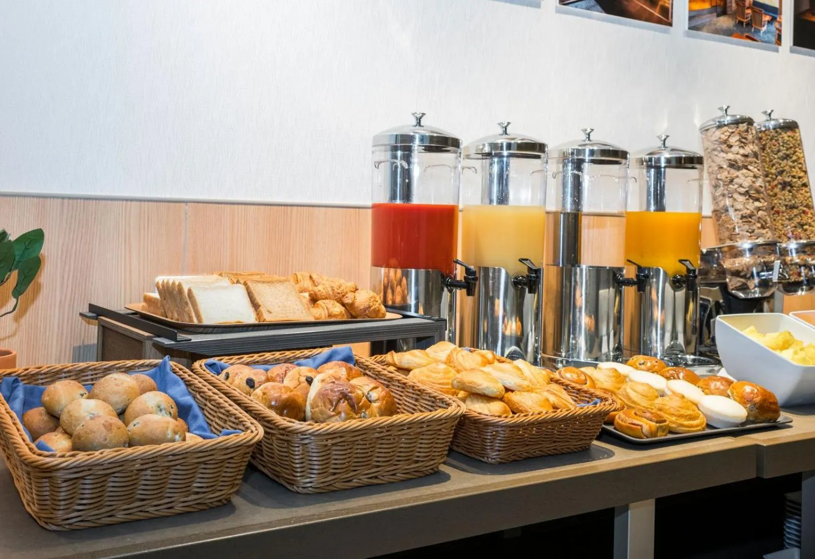 Buffet breakfast in Noku Kyoto