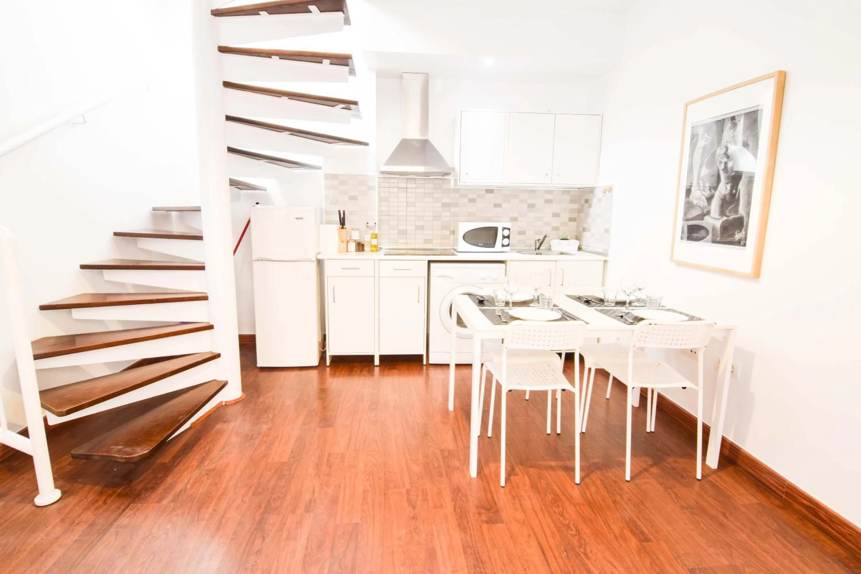 Dining area in Letmalaga Economy Bishop Orchard