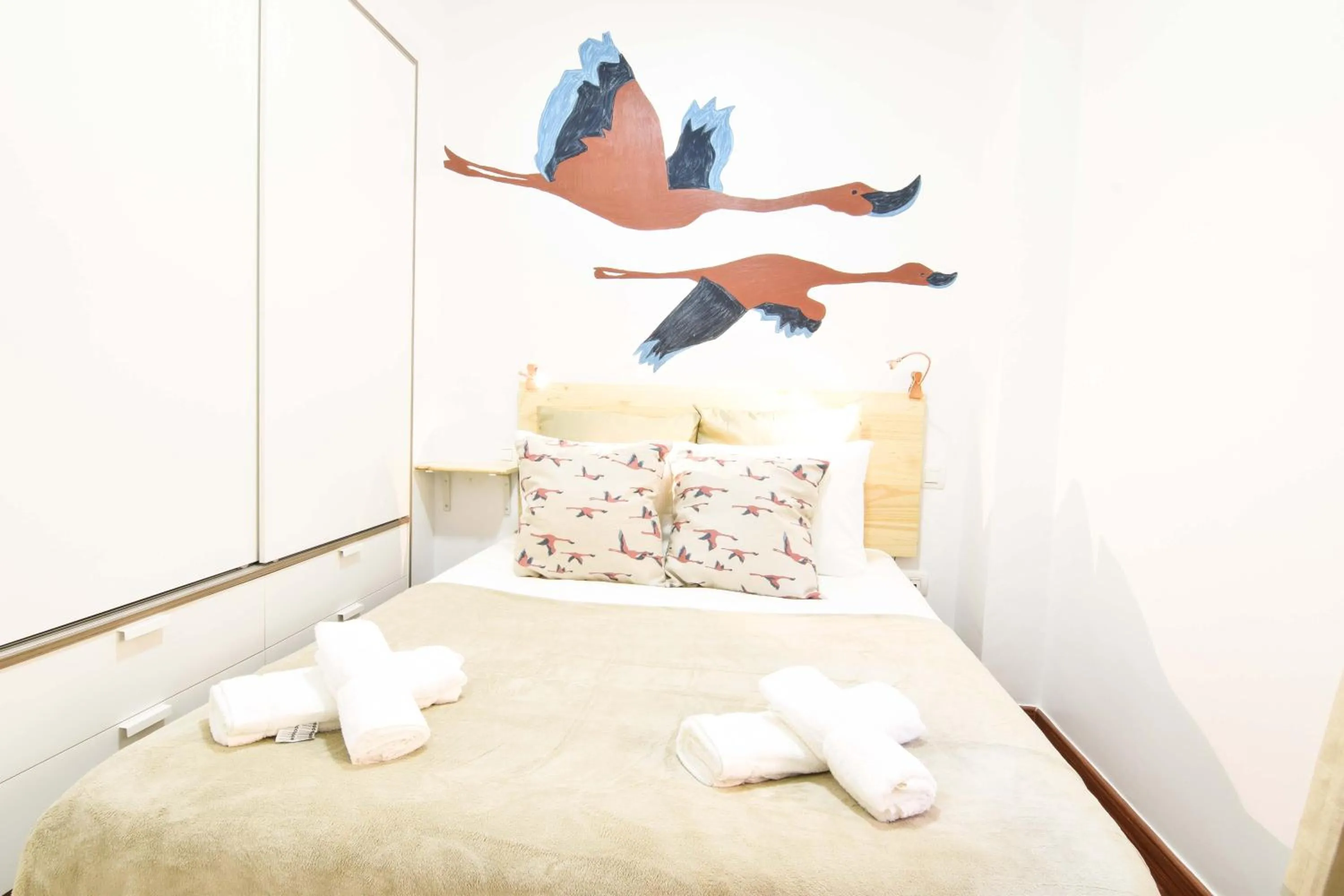 Photo of the whole room in Letmalaga Economy Bishop Orchard