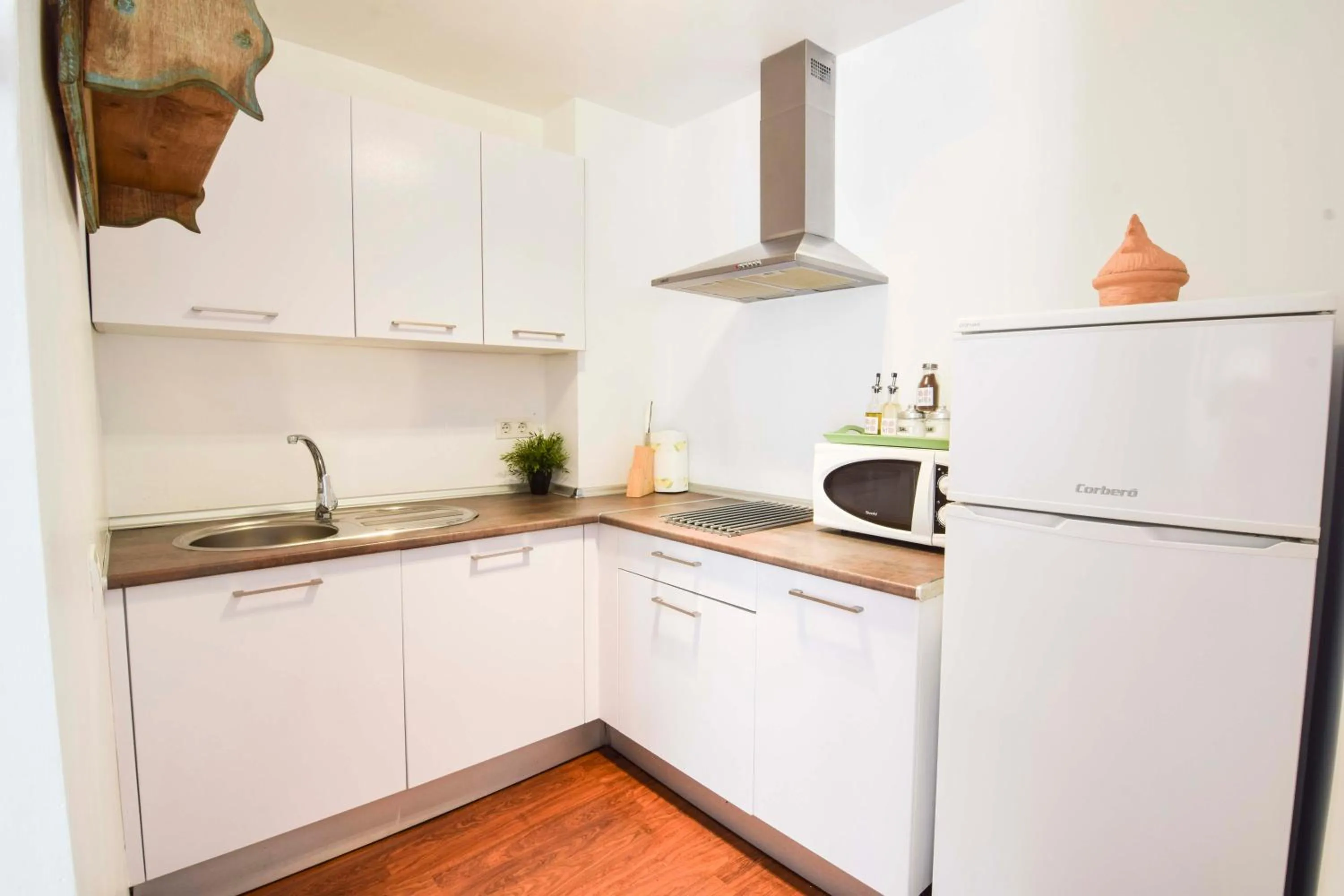 Kitchen or kitchenette in Letmalaga Economy Bishop Orchard