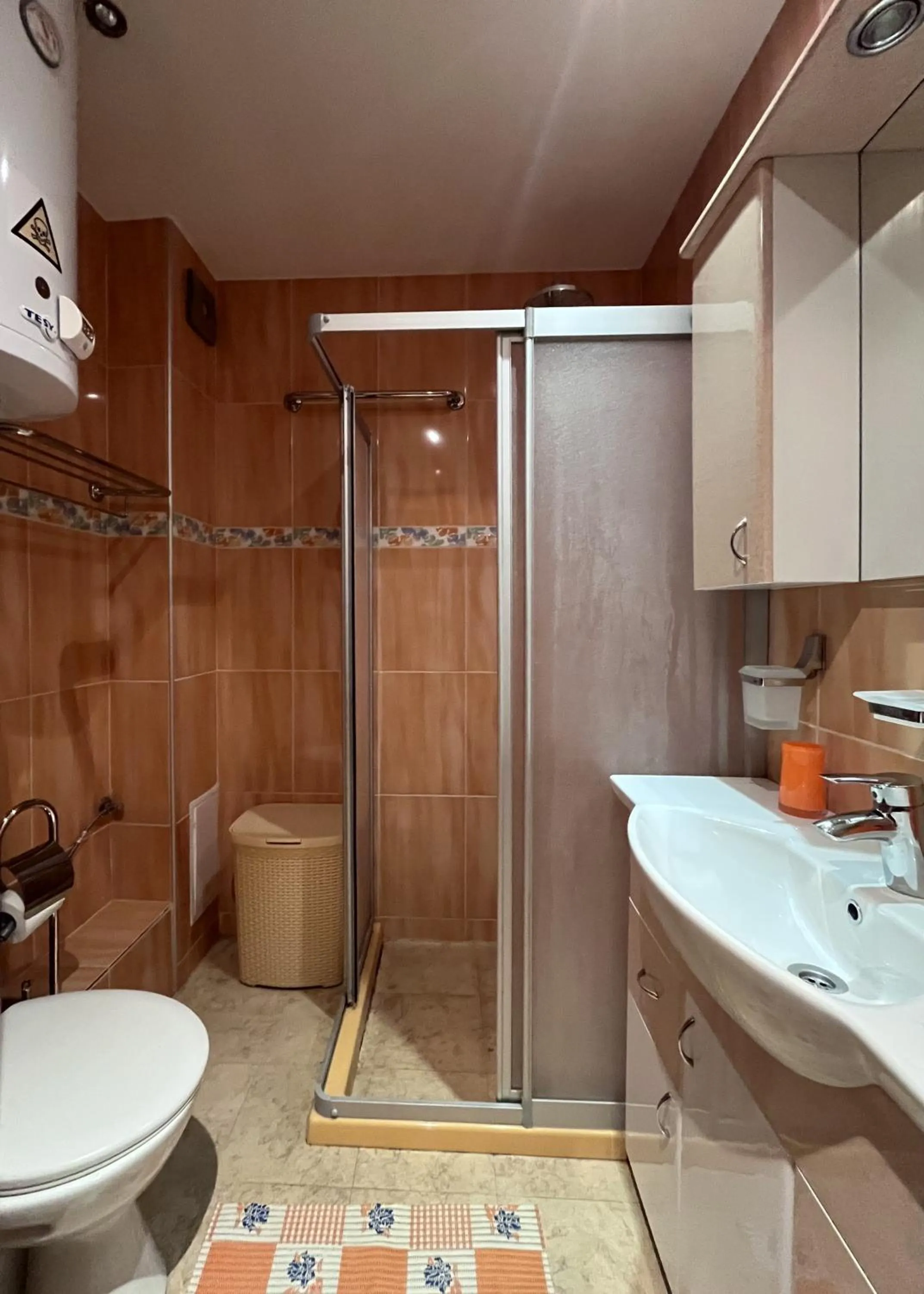 Shower in Sea View Rental Iglika Apartments