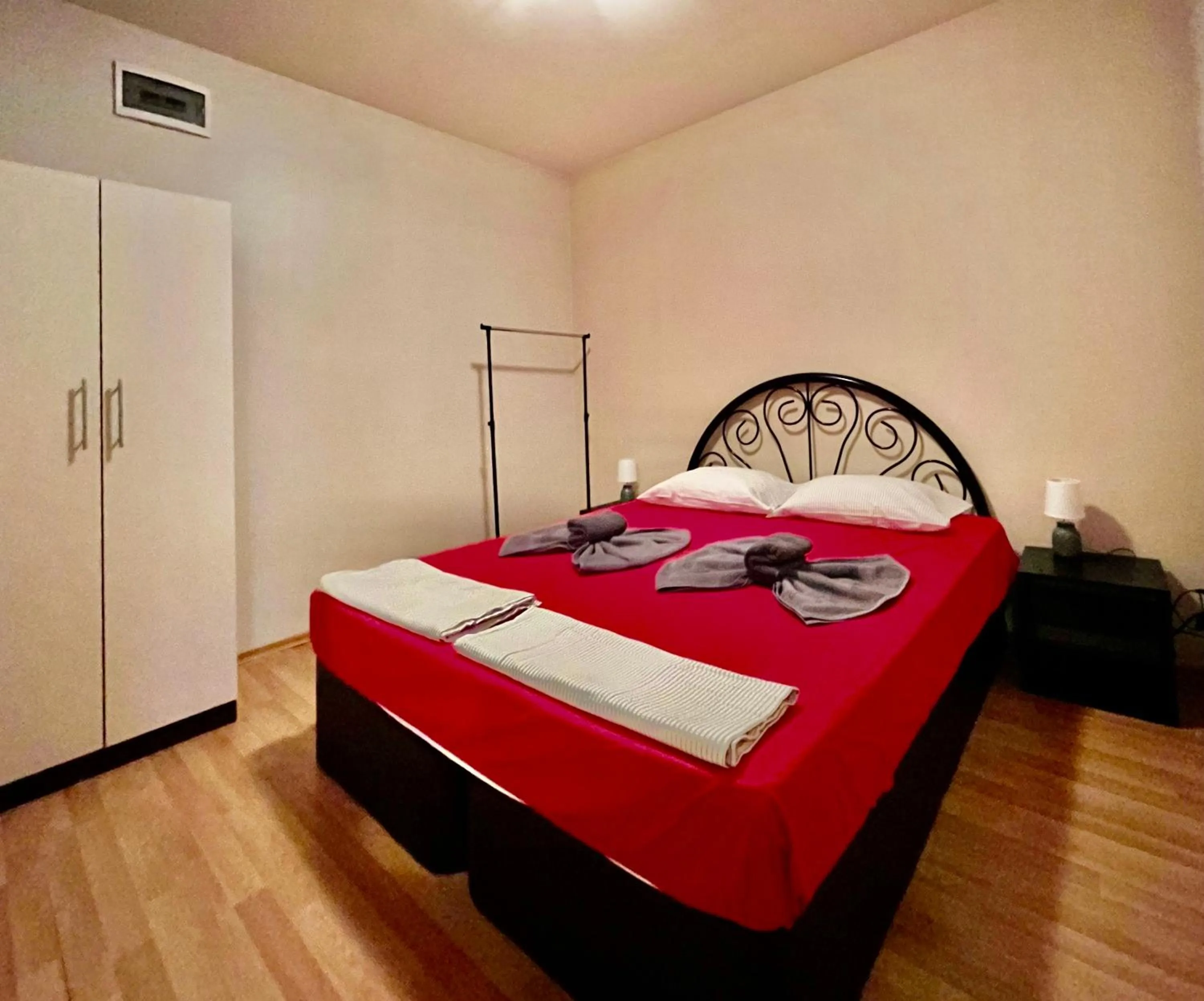 Bed in Sea View Rental Iglika Apartments