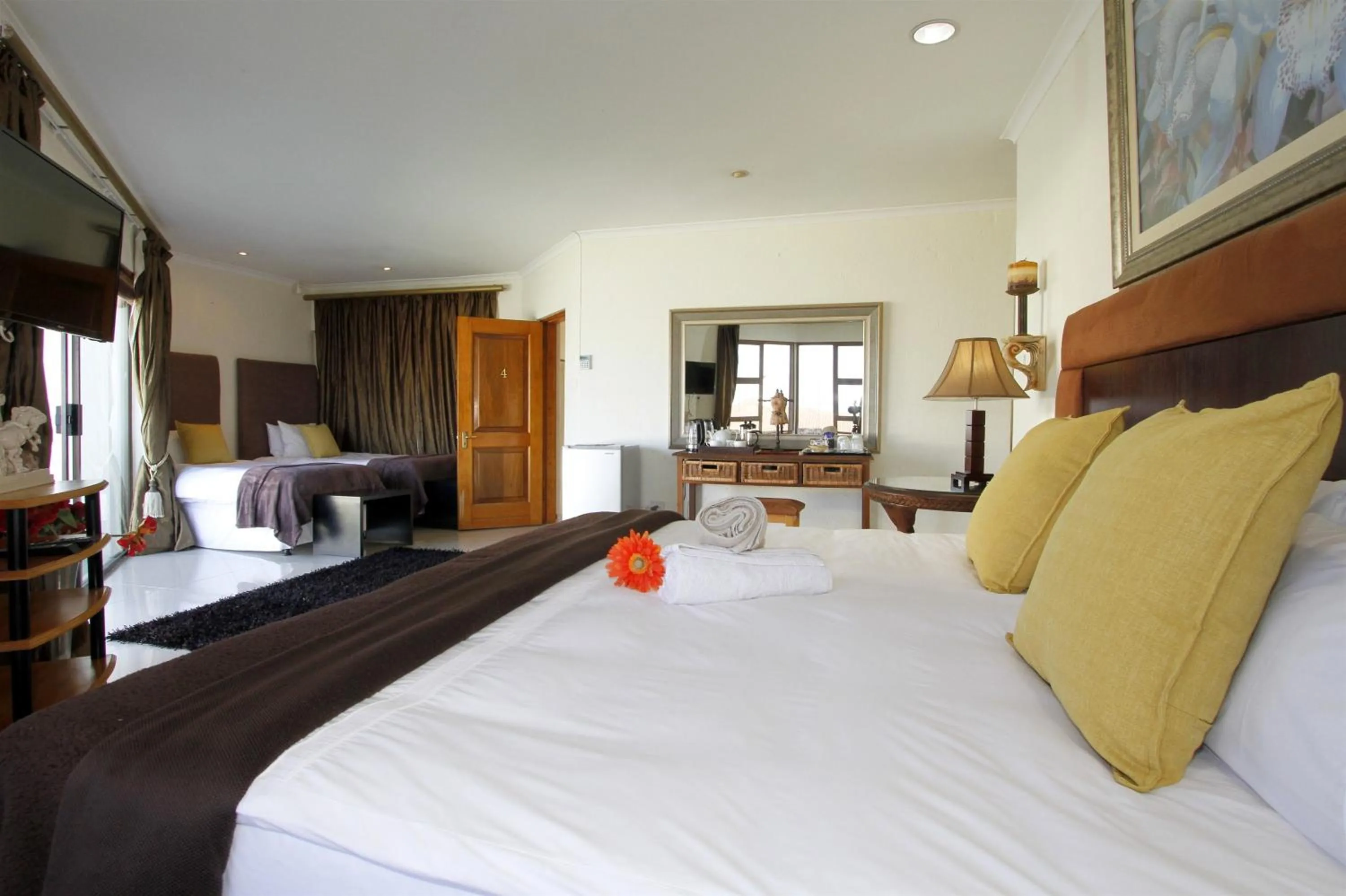 Bed in La Dolce Vita Umhlanga Guesthouse