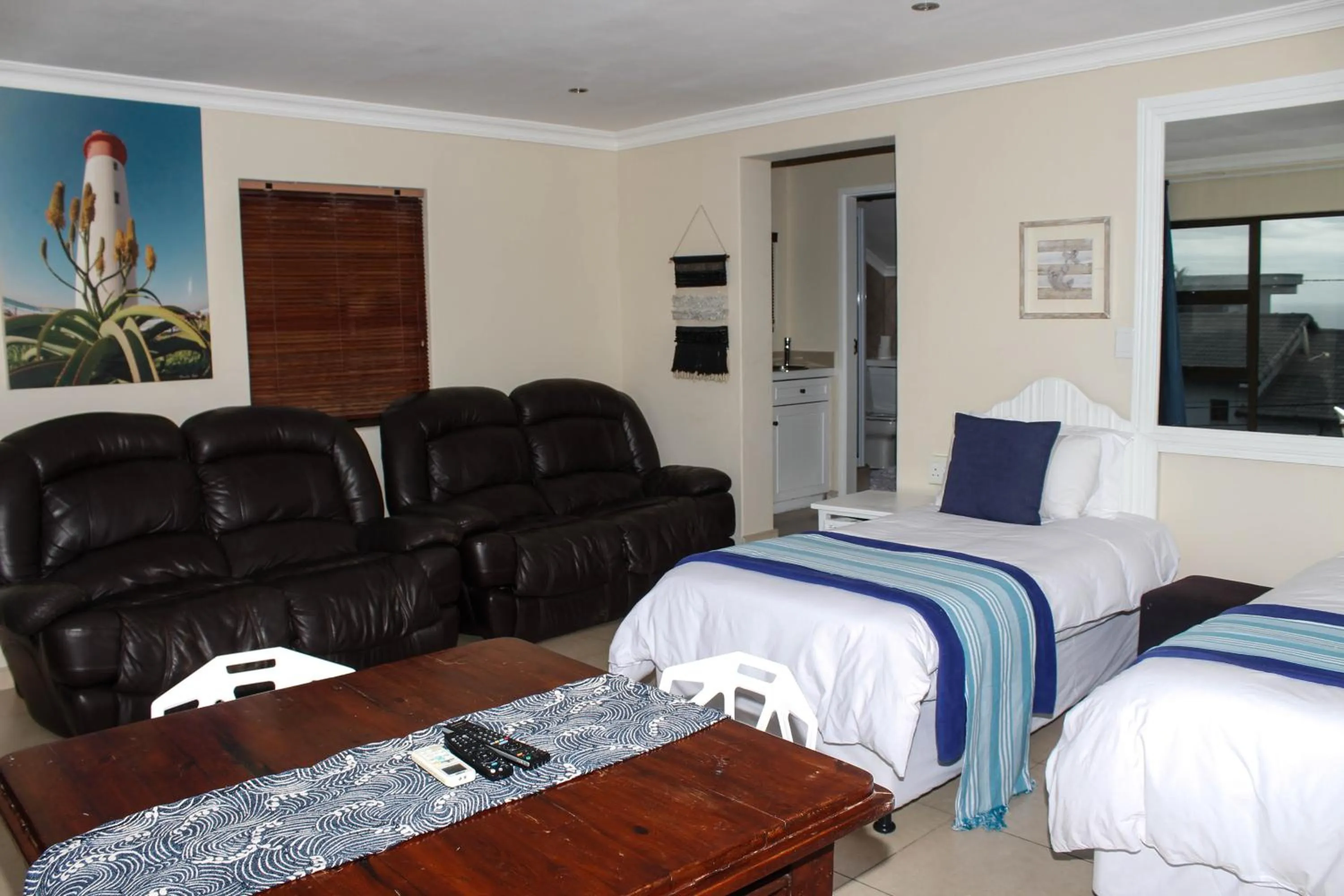 Seating area, Bed in La Dolce Vita Umhlanga Guesthouse