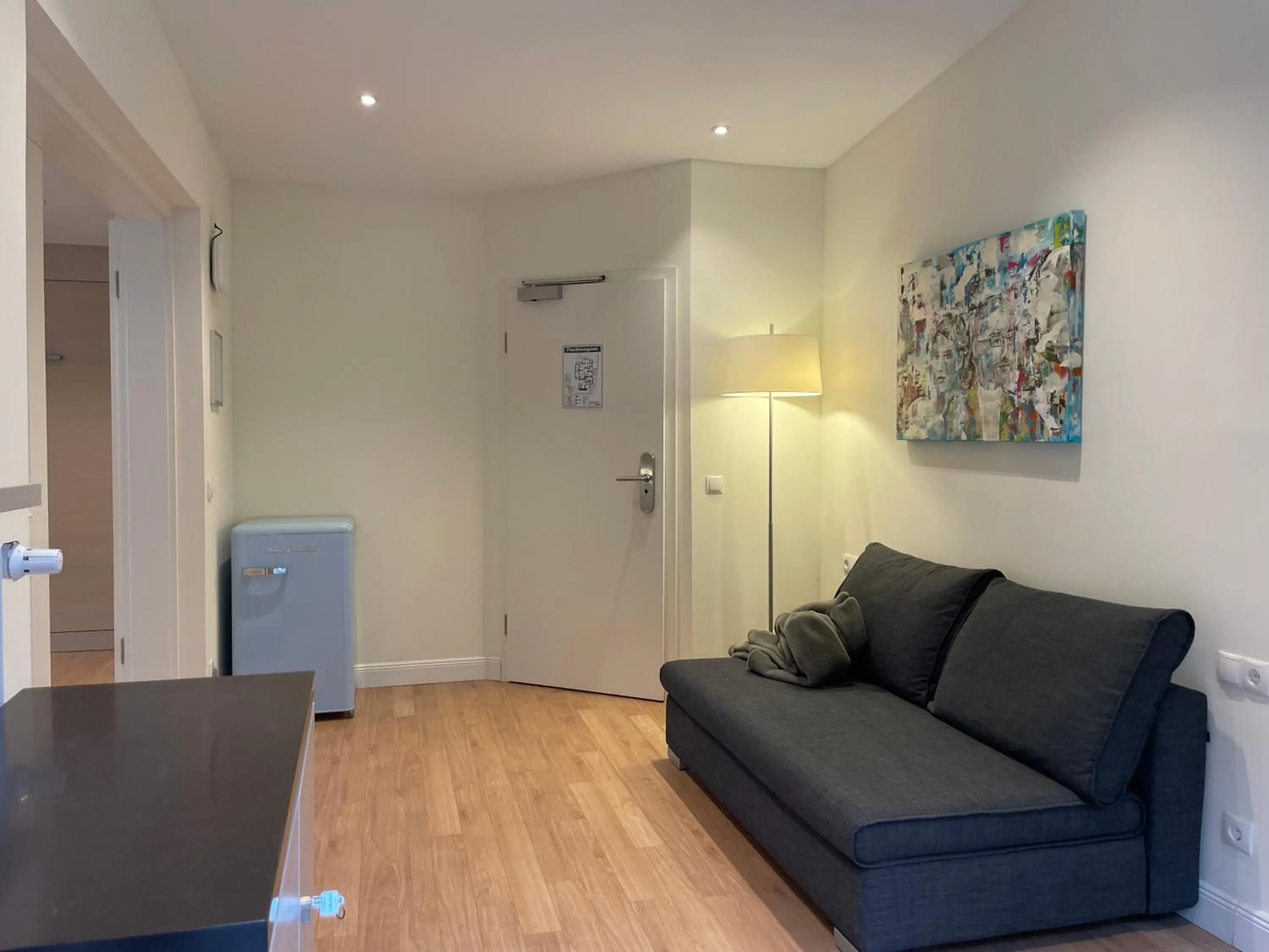 Living room in Villa Waldfrieden - Design trifft Budget