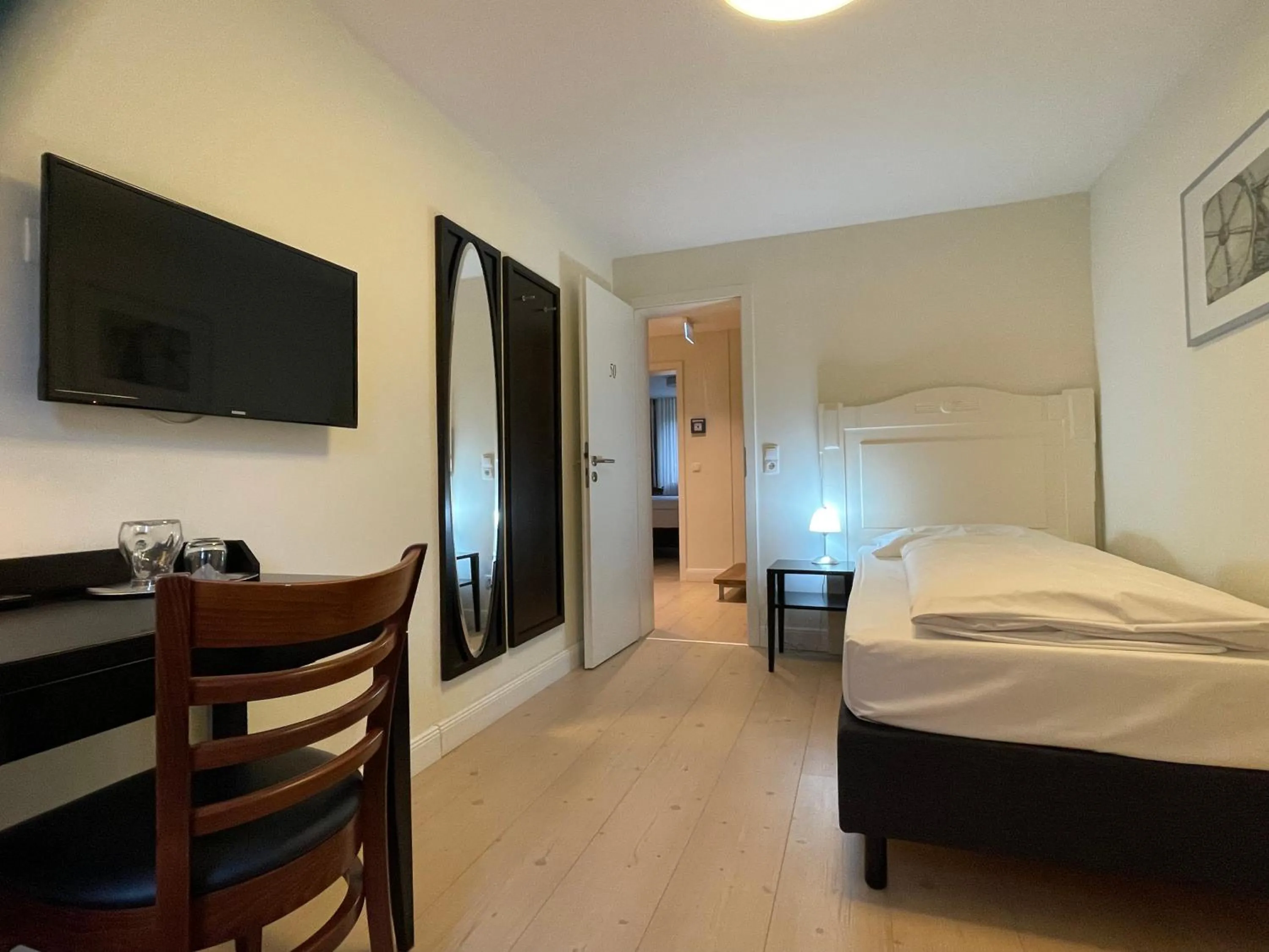 Bed in Villa Waldfrieden - Design trifft Budget