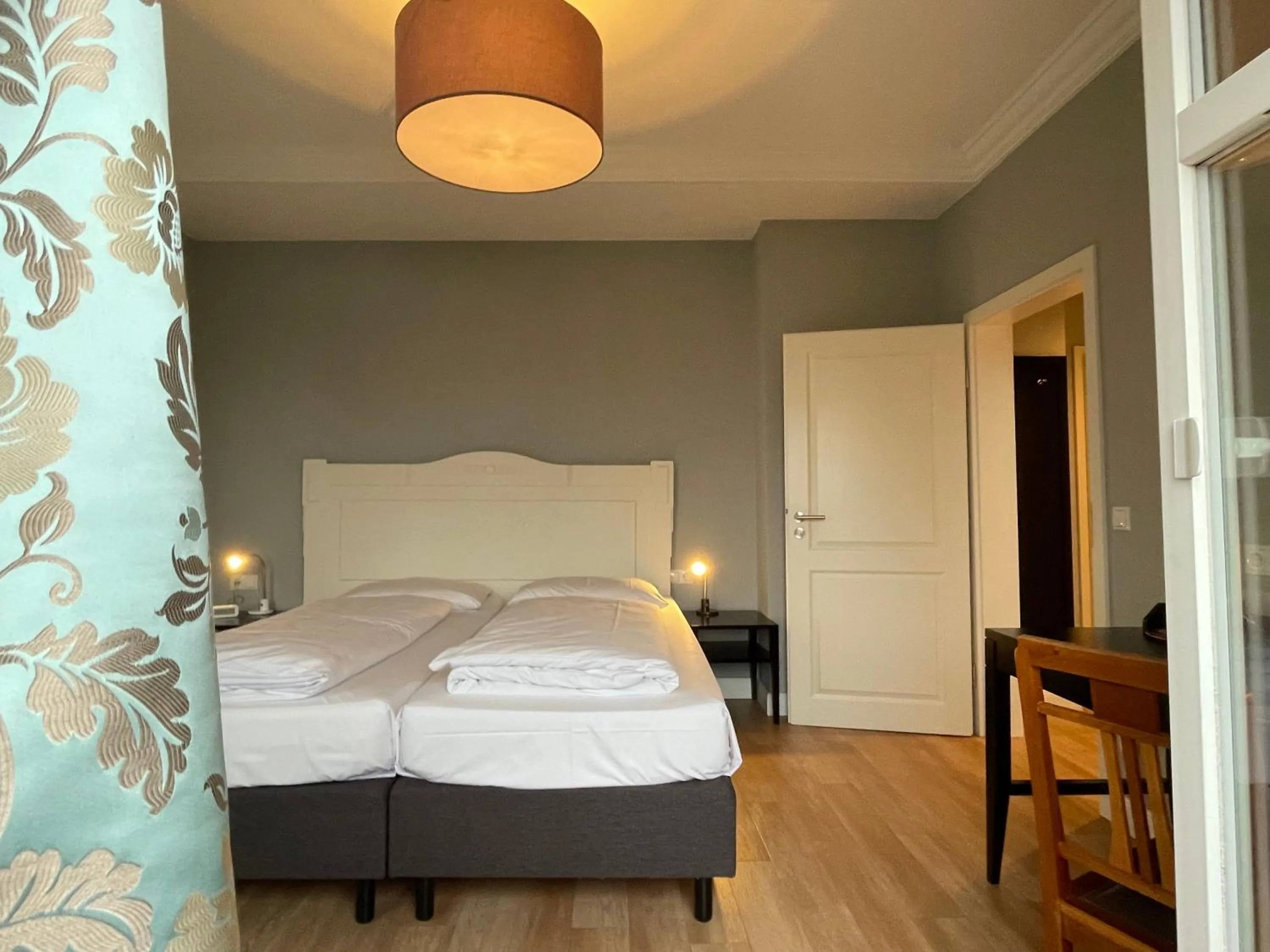 Bed in Villa Waldfrieden - Design trifft Budget