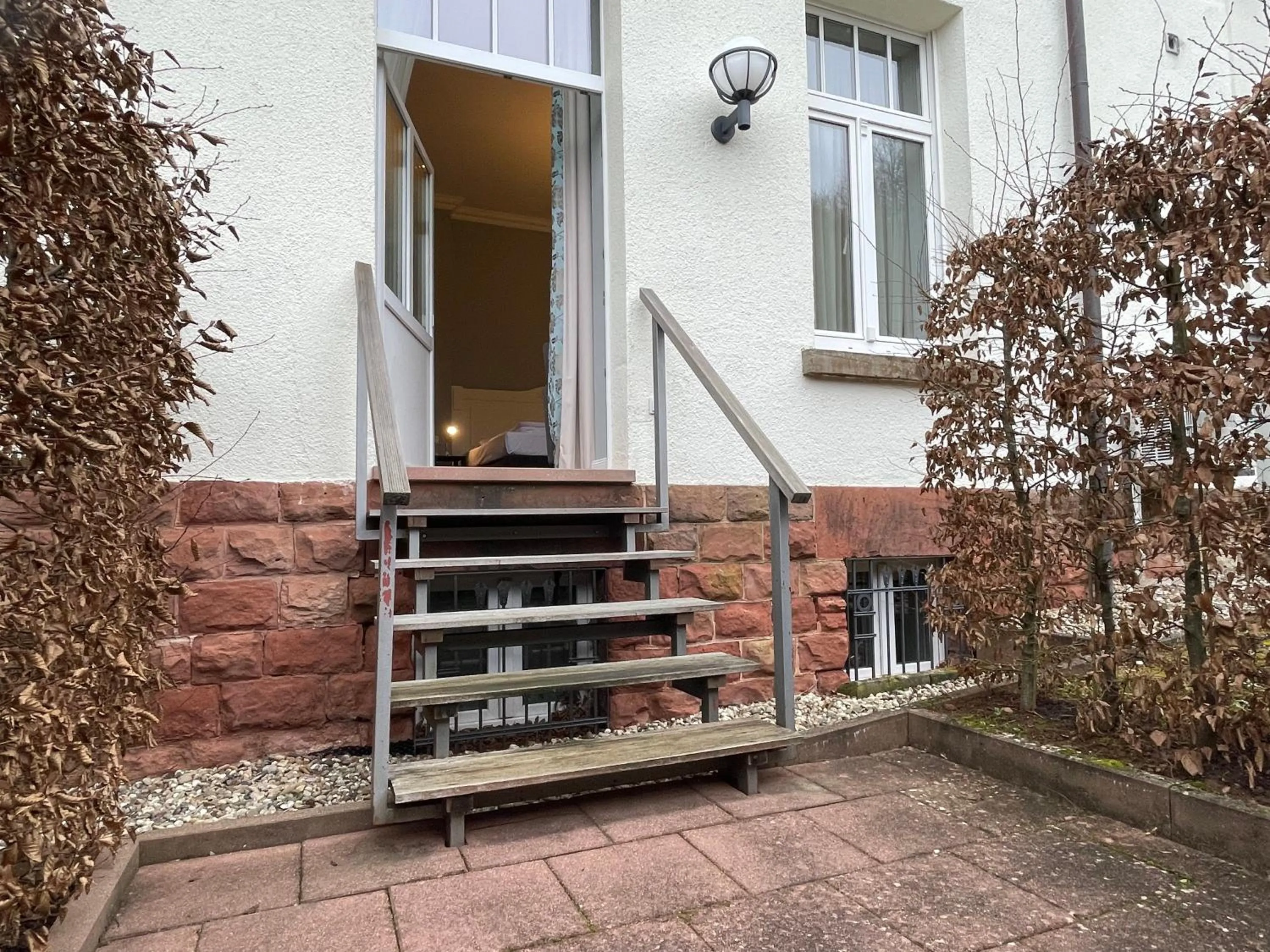 Property building in Villa Waldfrieden - Design trifft Budget