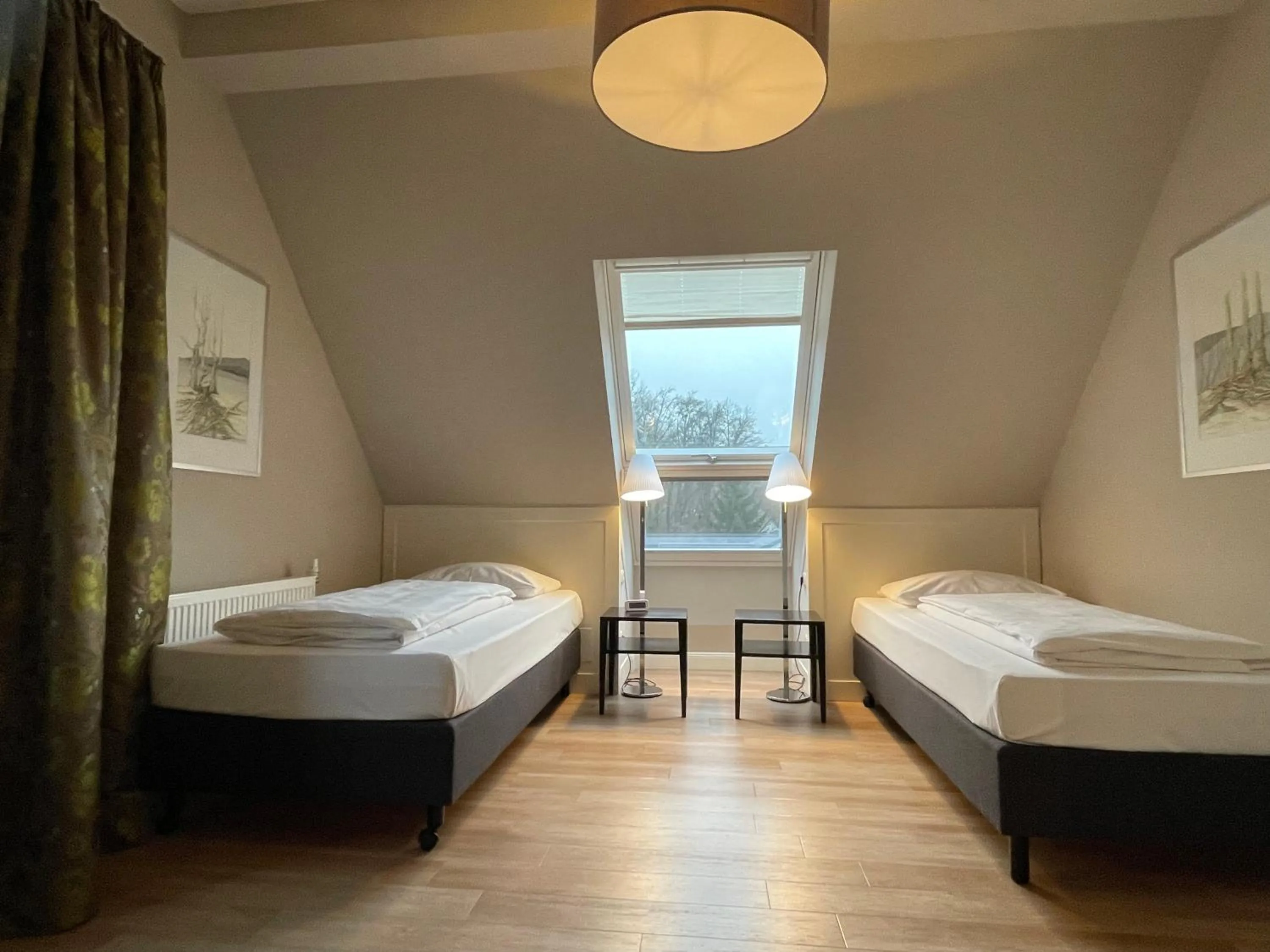 Photo of the whole room, Bed in Villa Waldfrieden - Design trifft Budget