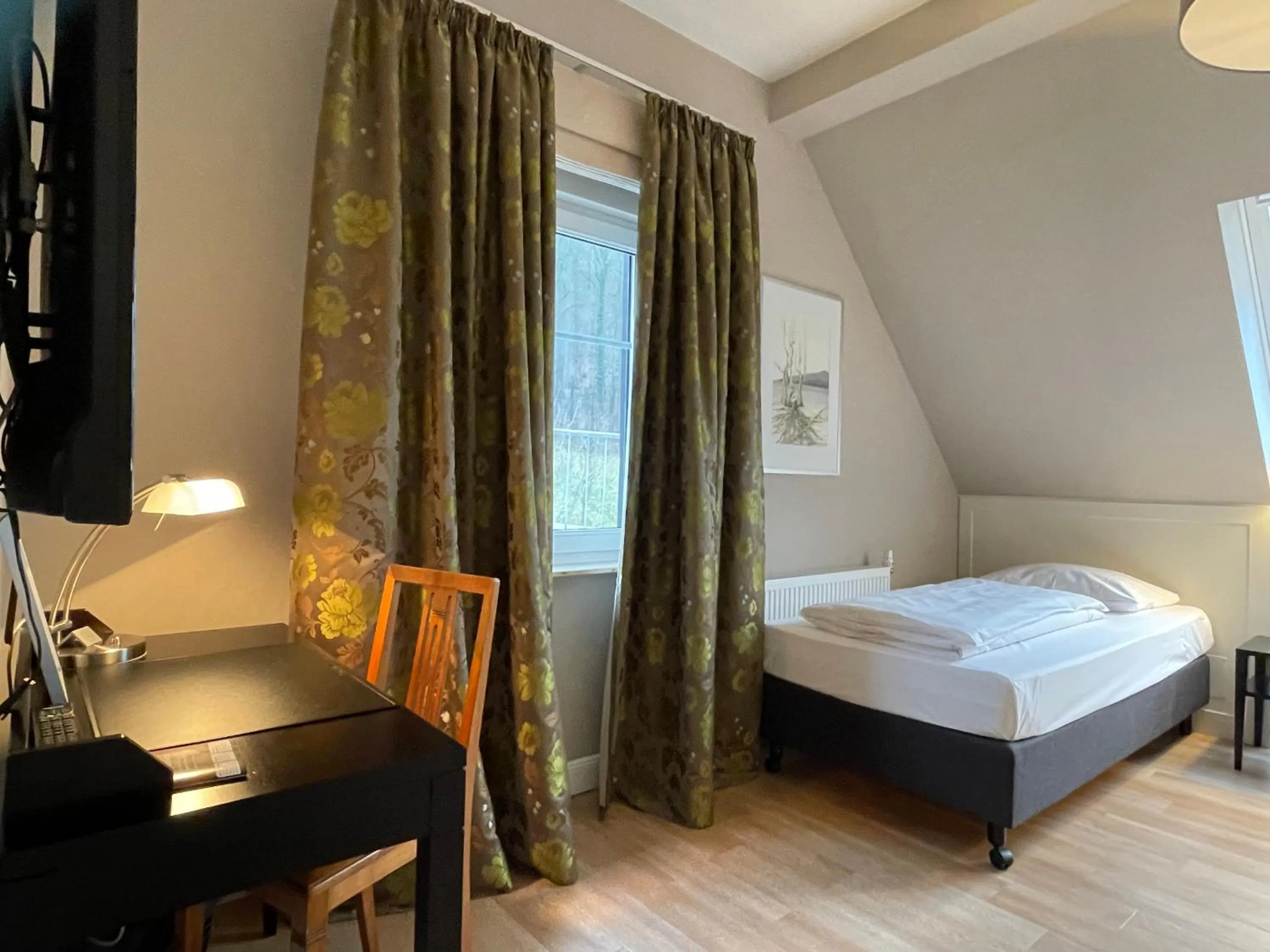 Bed in Villa Waldfrieden - Design trifft Budget