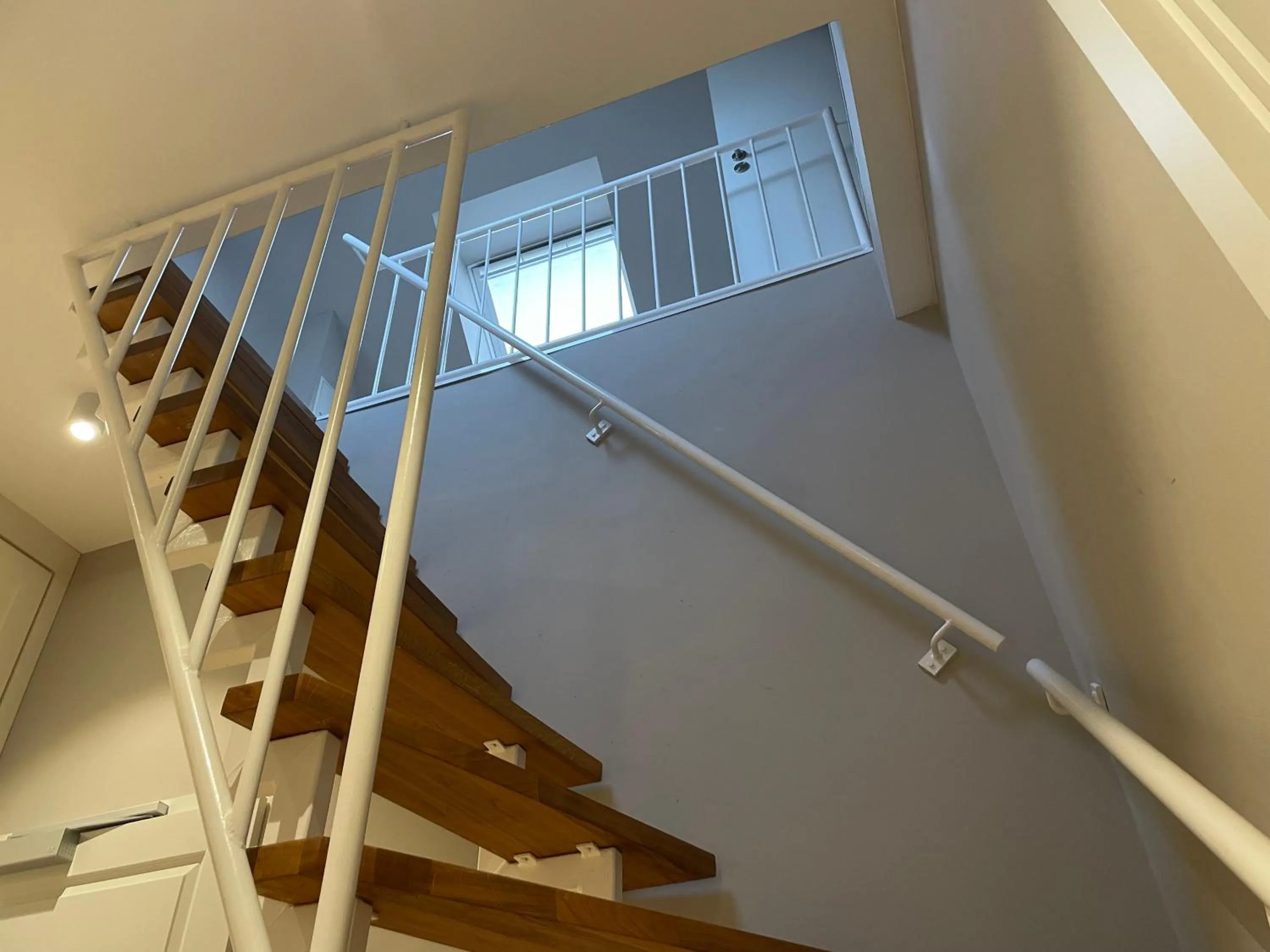 Photo of the whole room in Villa Waldfrieden - Design trifft Budget