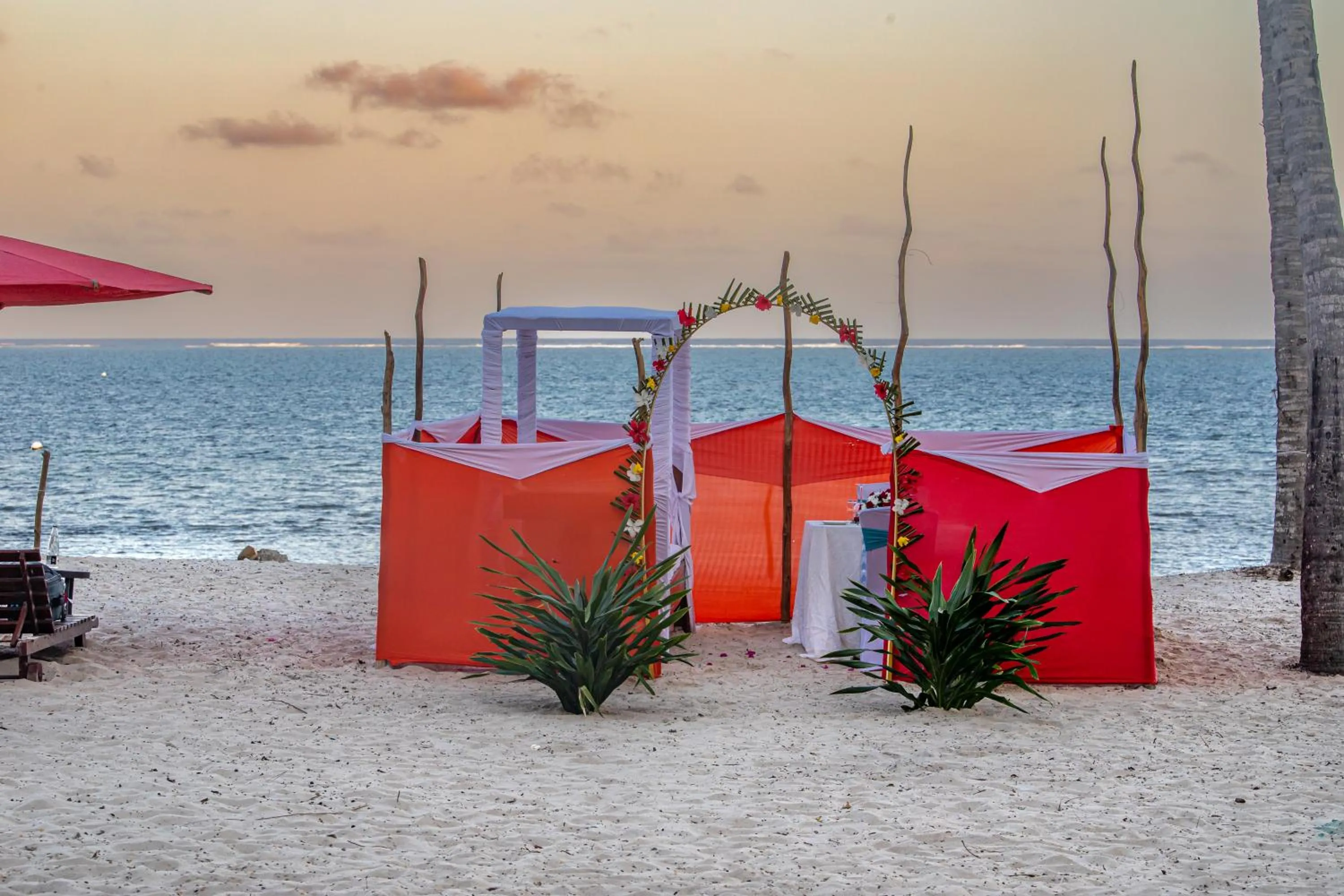 Beach in PrideInn Paradise Beach Resort & Spa Mombasa