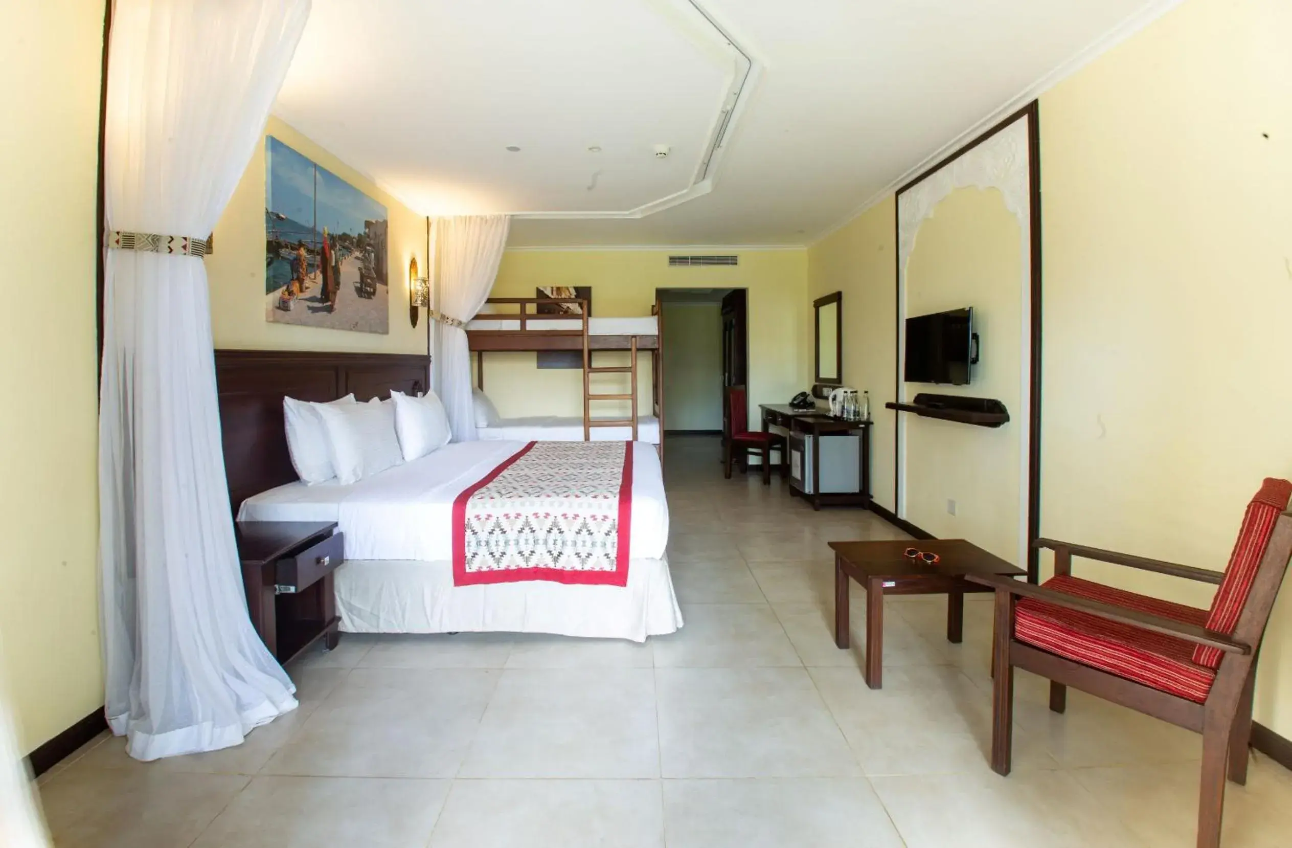 Deluxe Double or Twin Room with Pool View in PrideInn Paradise Beach Resort & Spa Mombasa Deluxe Double or Twin Room with Pool View in PrideInn Paradise Beach Resort & Spa Mombasa