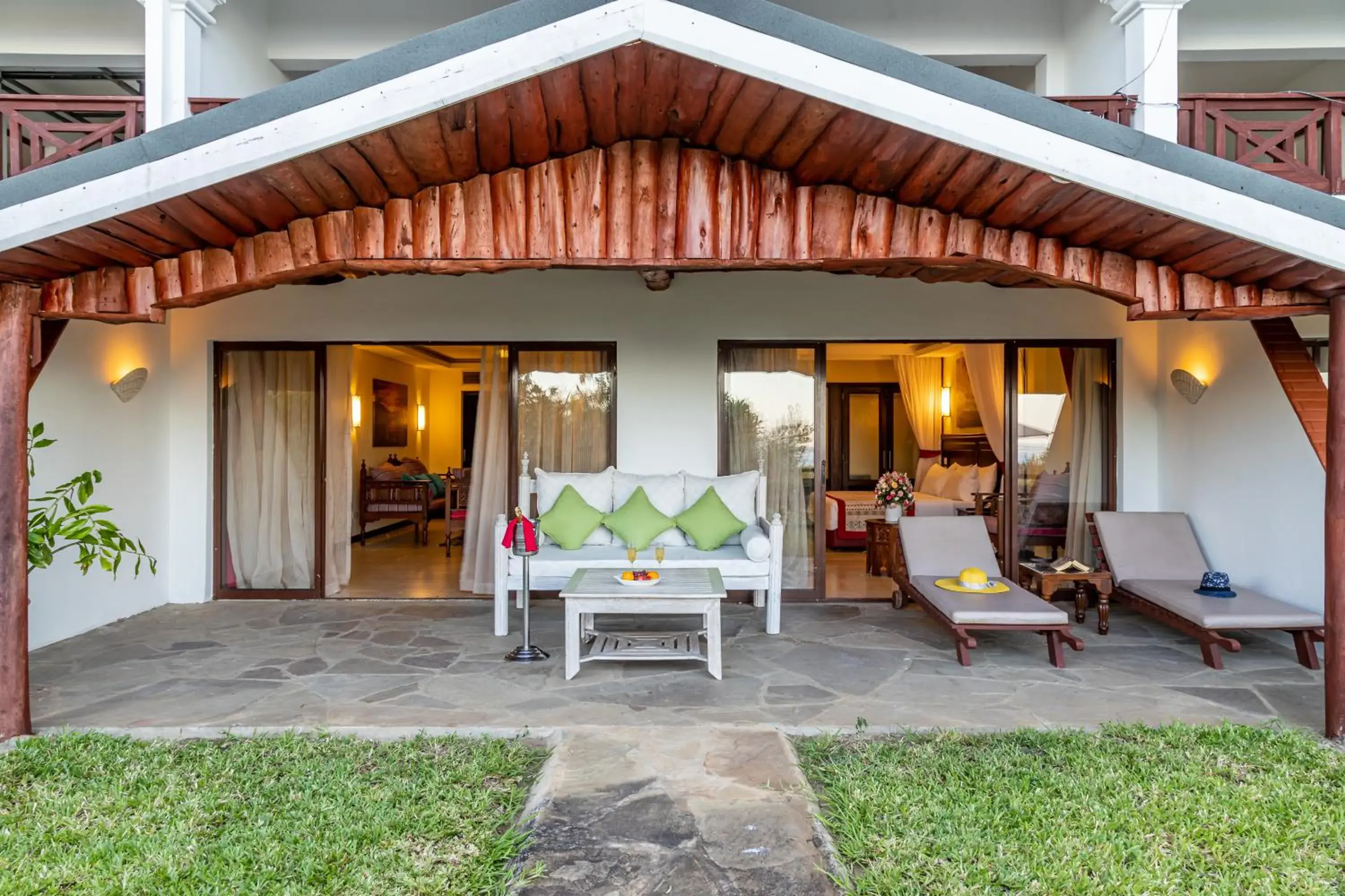 Suite with Sea View in PrideInn Paradise Beach Resort & Spa Mombasa Suite with Sea View in PrideInn Paradise Beach Resort & Spa Mombasa