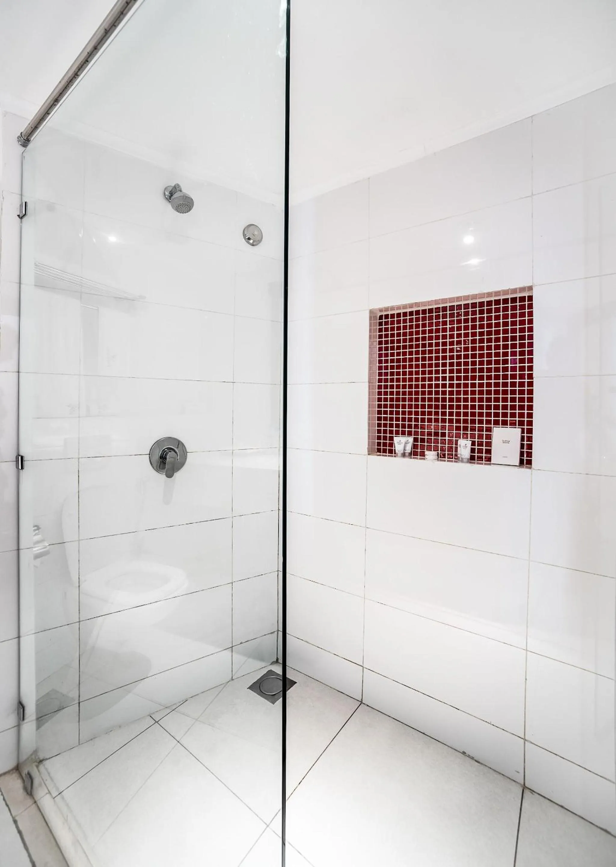 Bathroom in PrideInn Paradise Beach Resort & Spa Mombasa