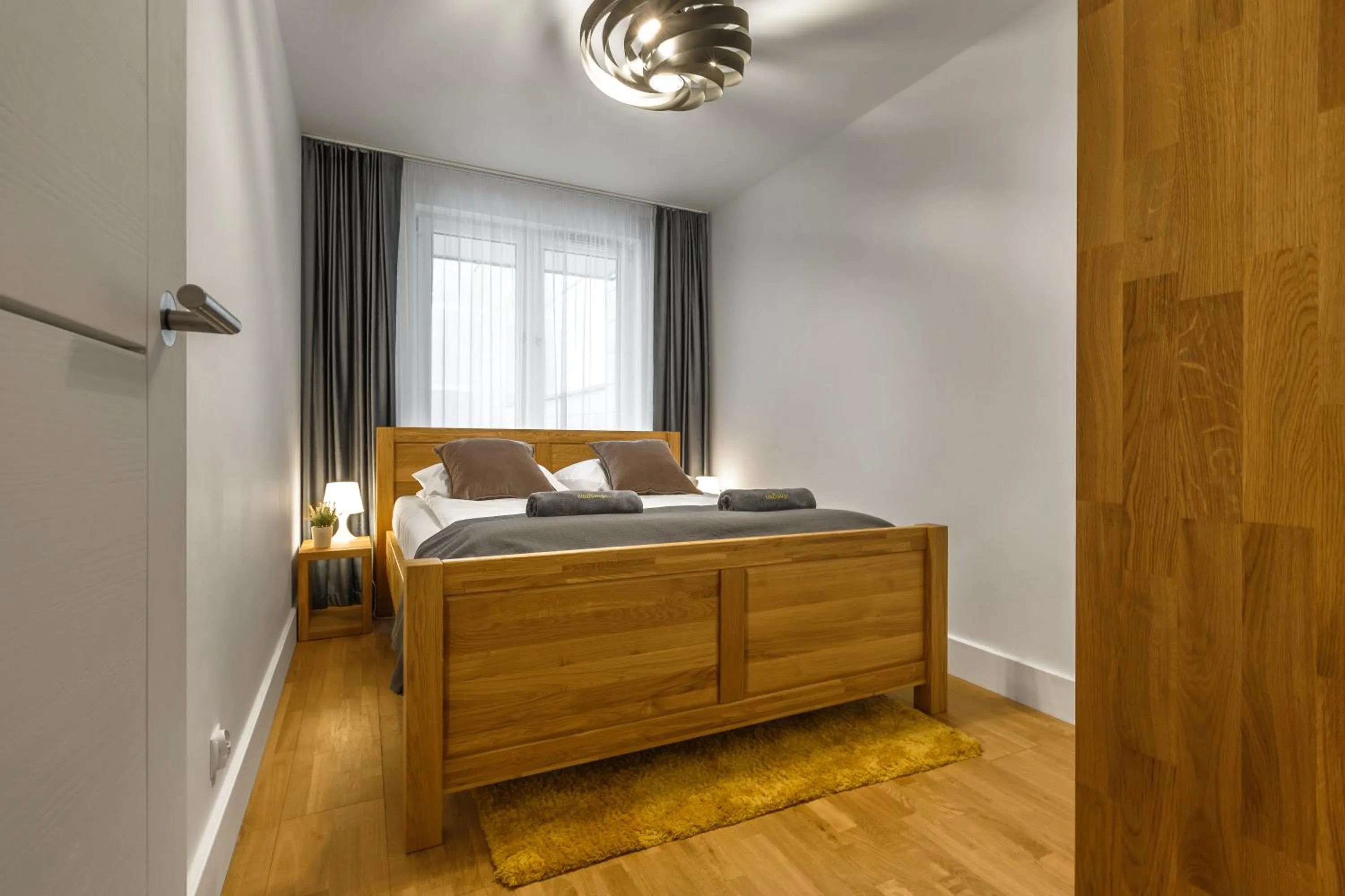 One-bedroom Premium Apartment with Bath in Emihouse CityVibe Apartments