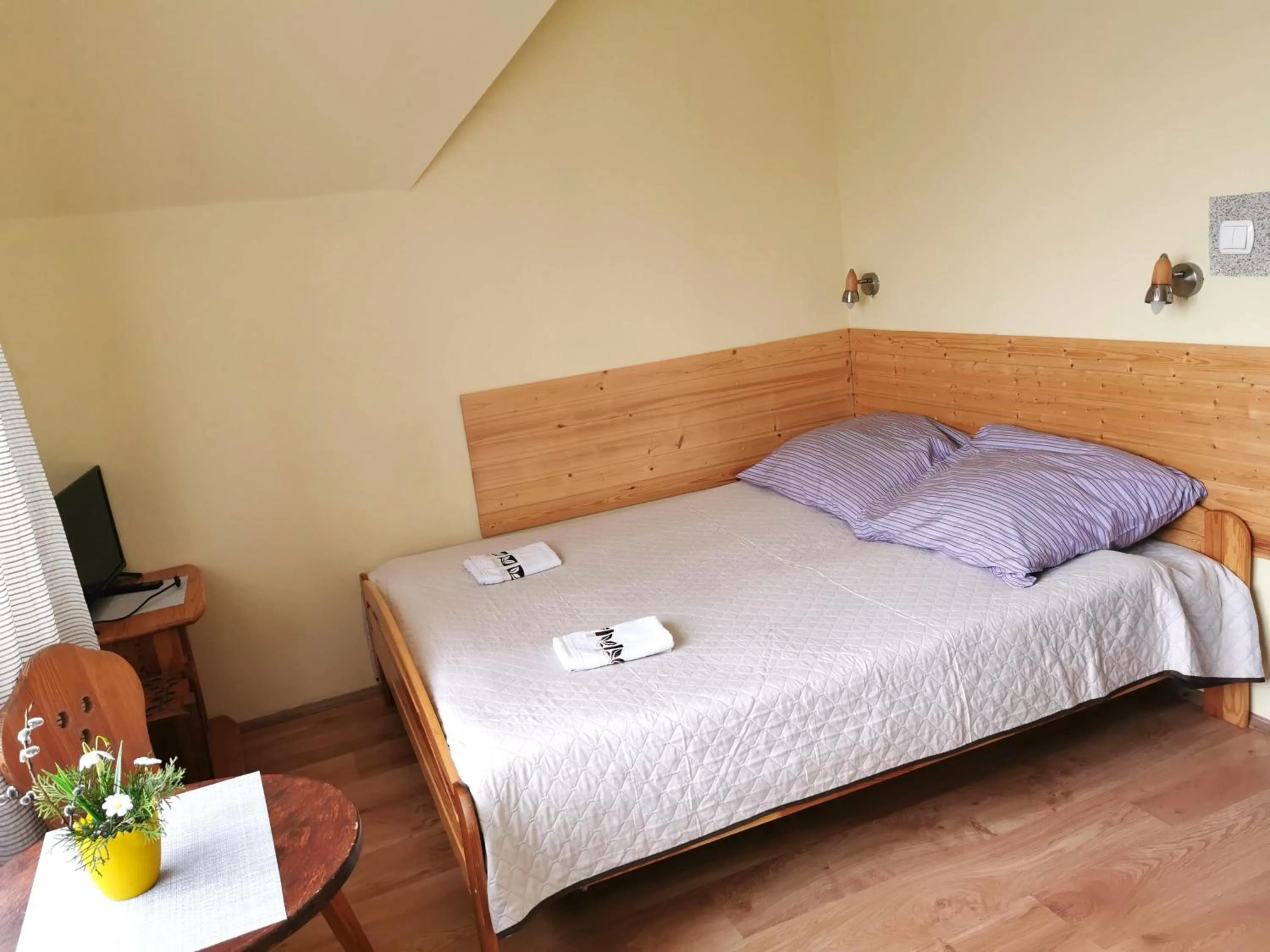 Bed in Willa Senator