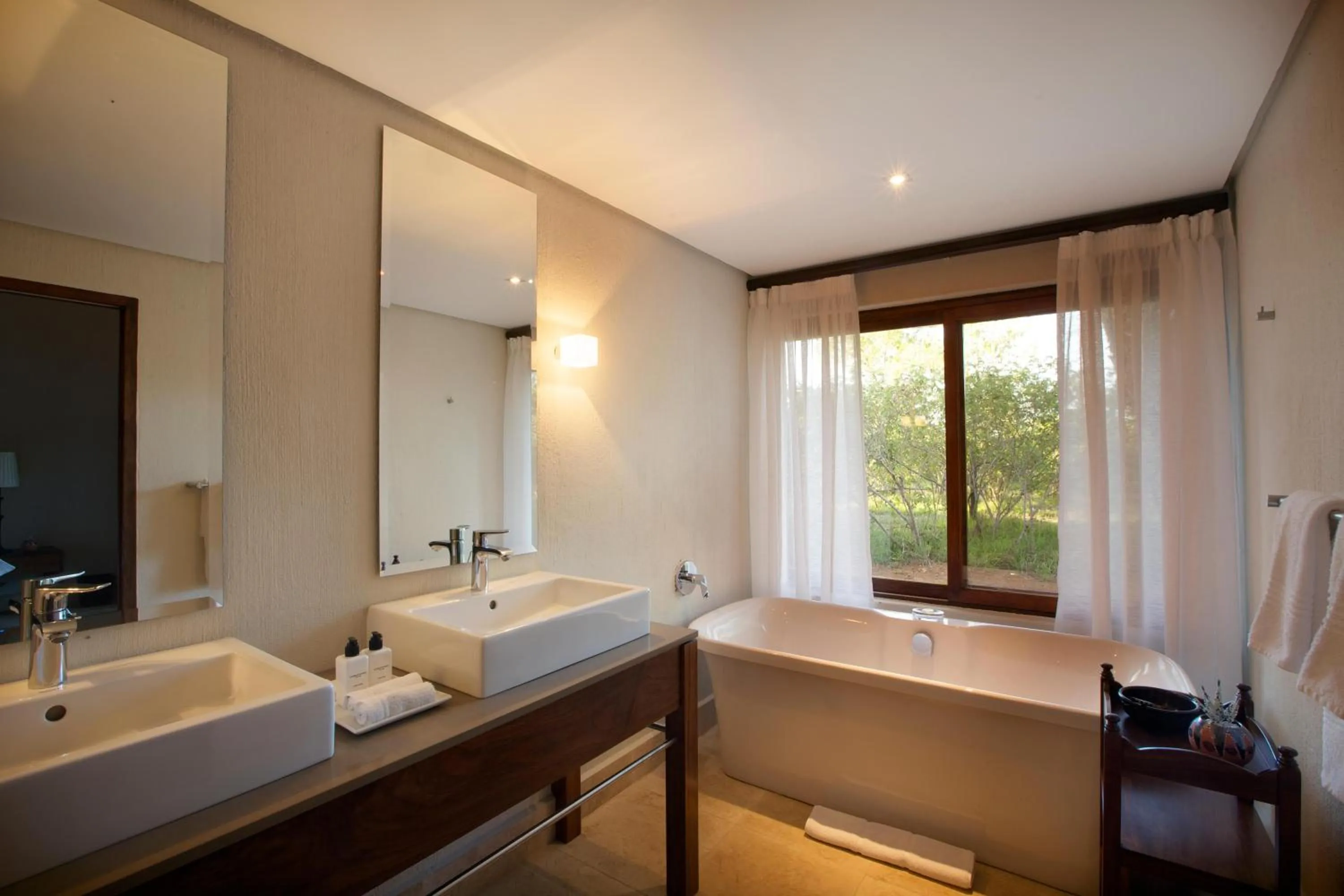 Bathroom in Kapama Southern Camp