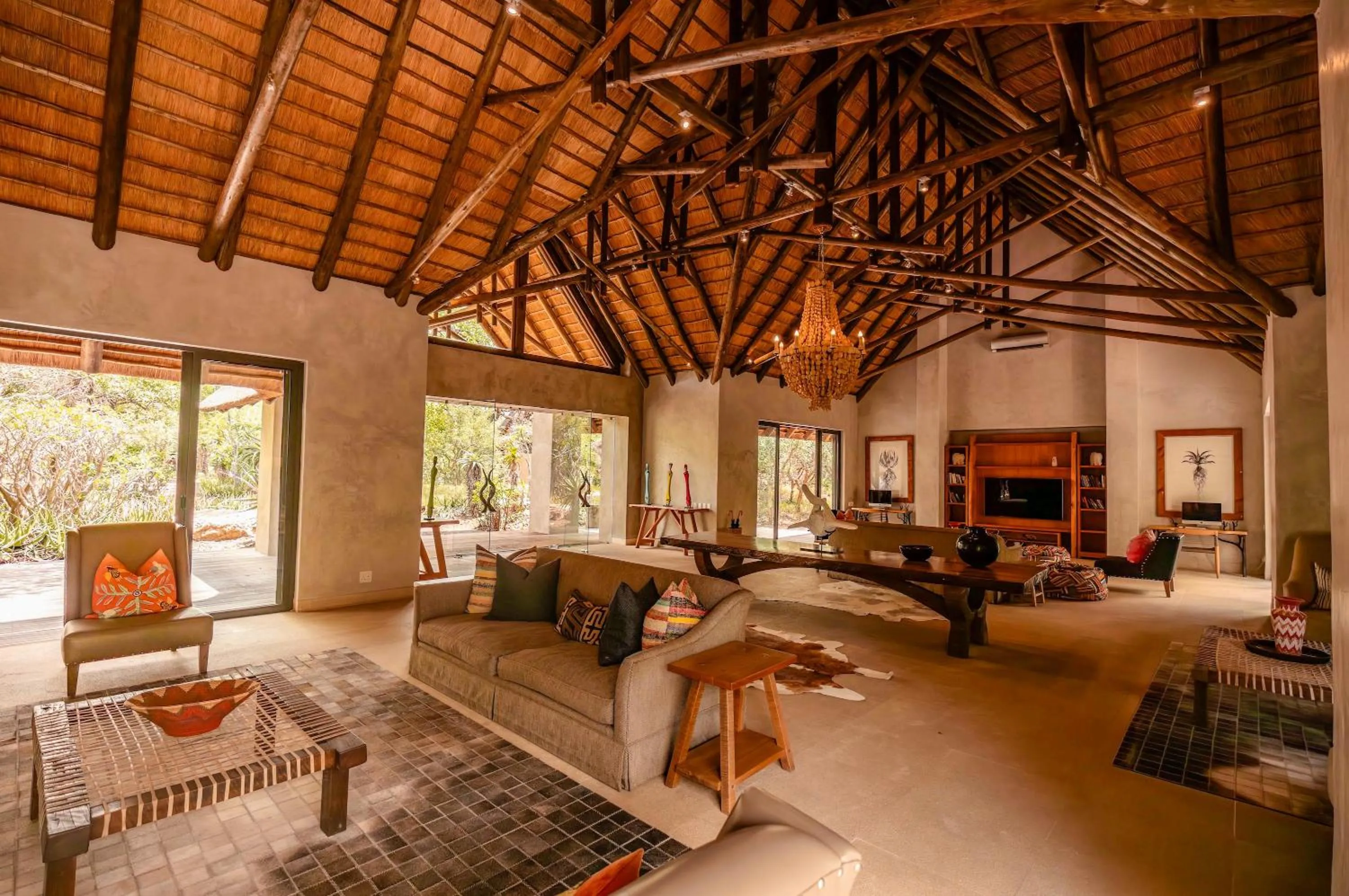 Library in Kapama Southern Camp