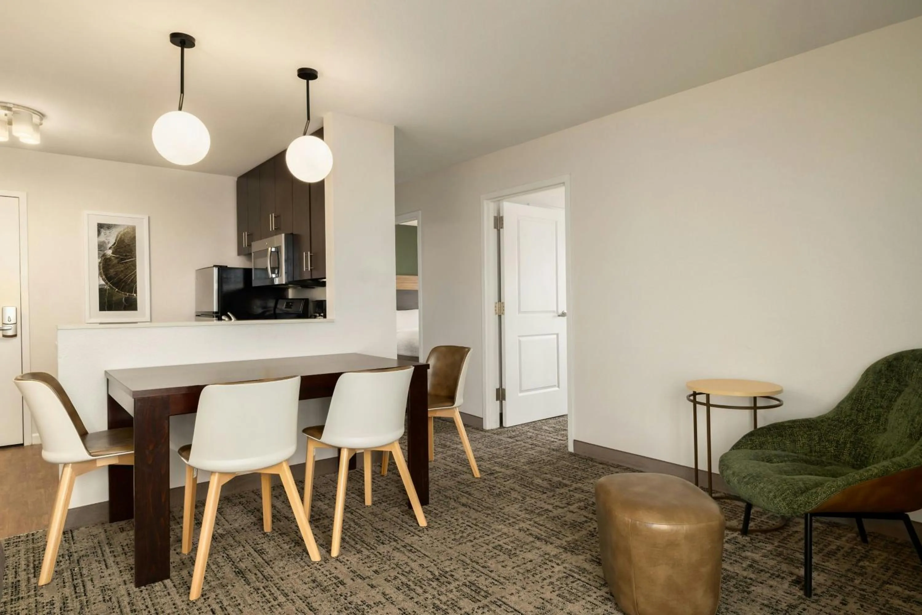 Kitchen or kitchenette in TownePlace Suites by Marriott Alexandria