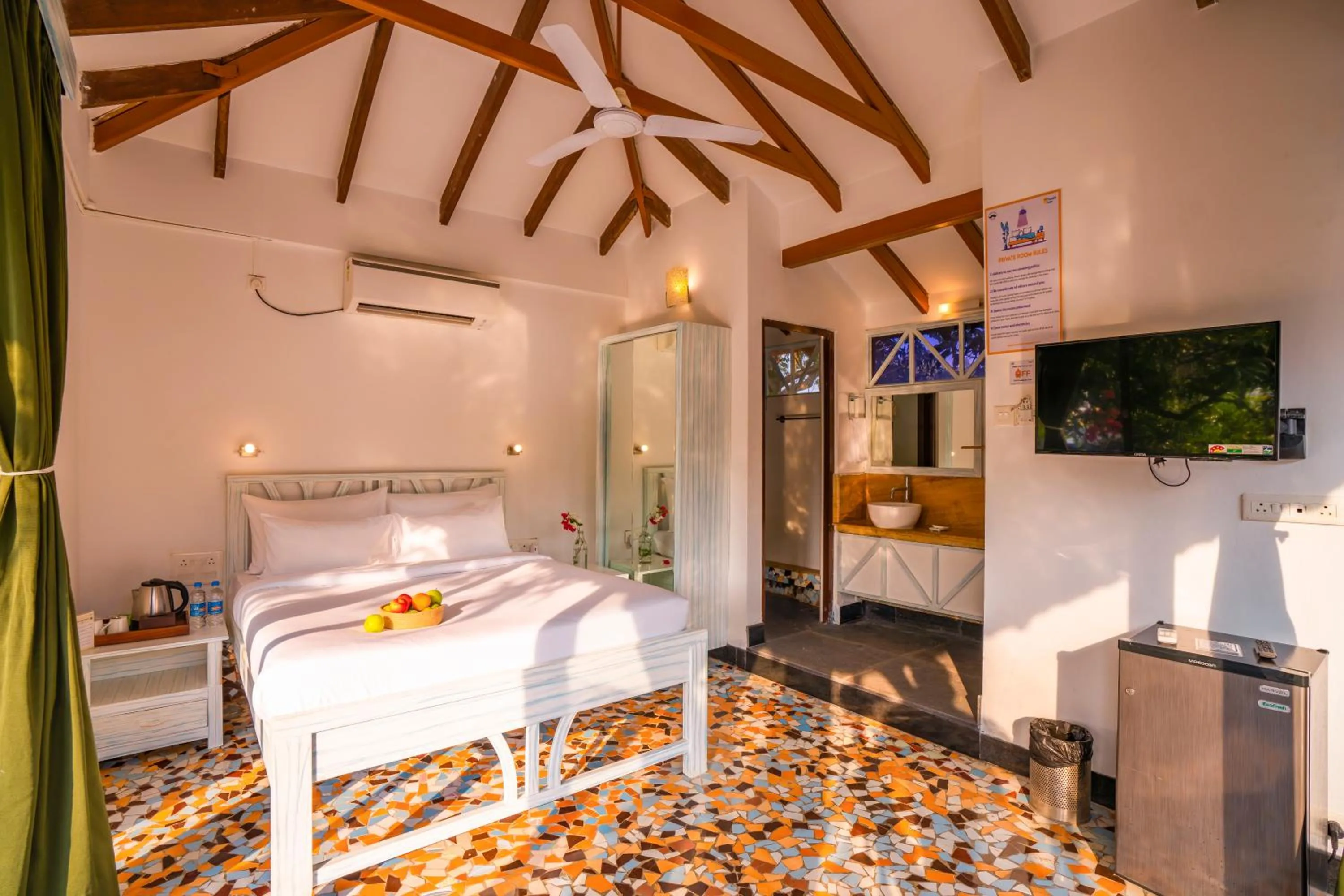 Bedroom, Bed in Moustache Goa Luxuria