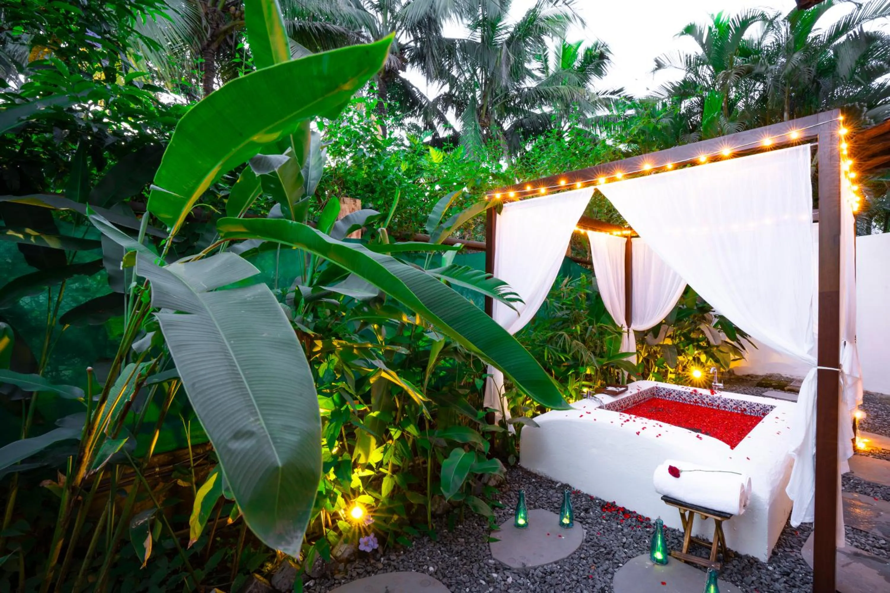 Bathroom in Moustache Goa Luxuria